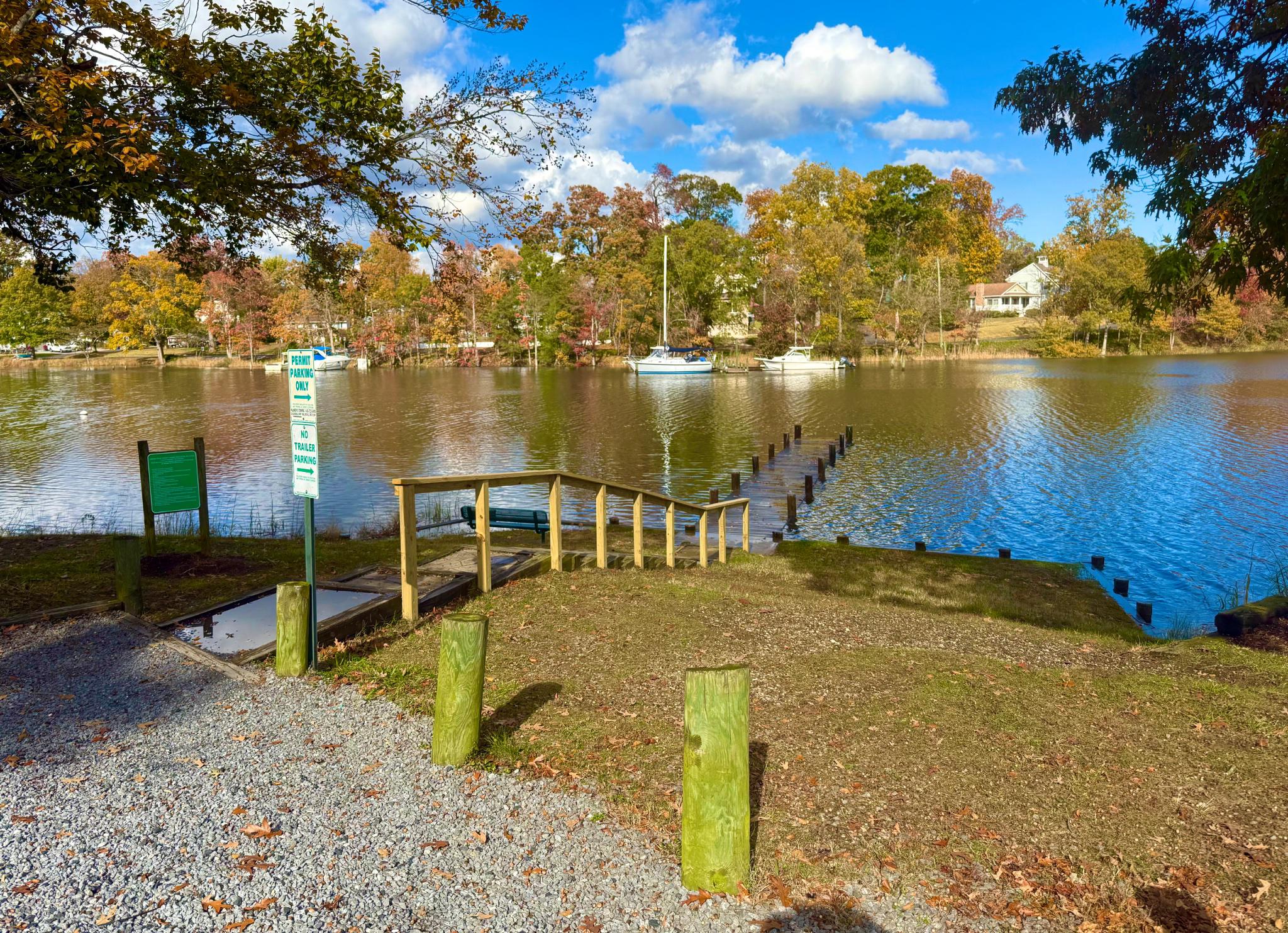 WOODLAND BEACH - Residential