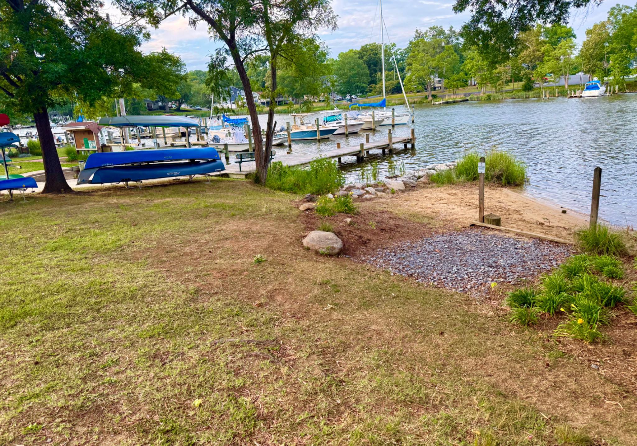 WOODLAND BEACH - Residential