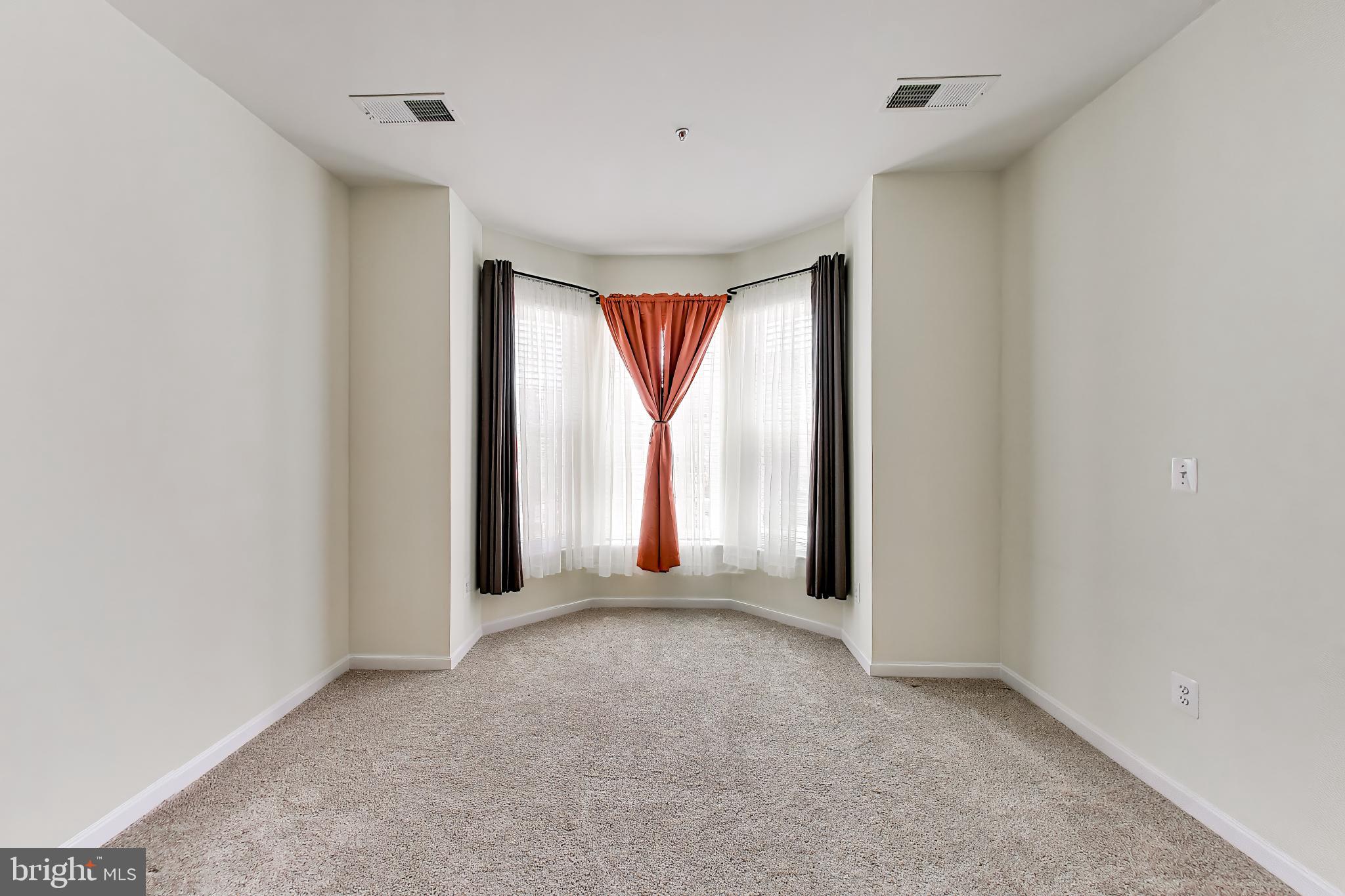 PINEY ORCHARD - Residential