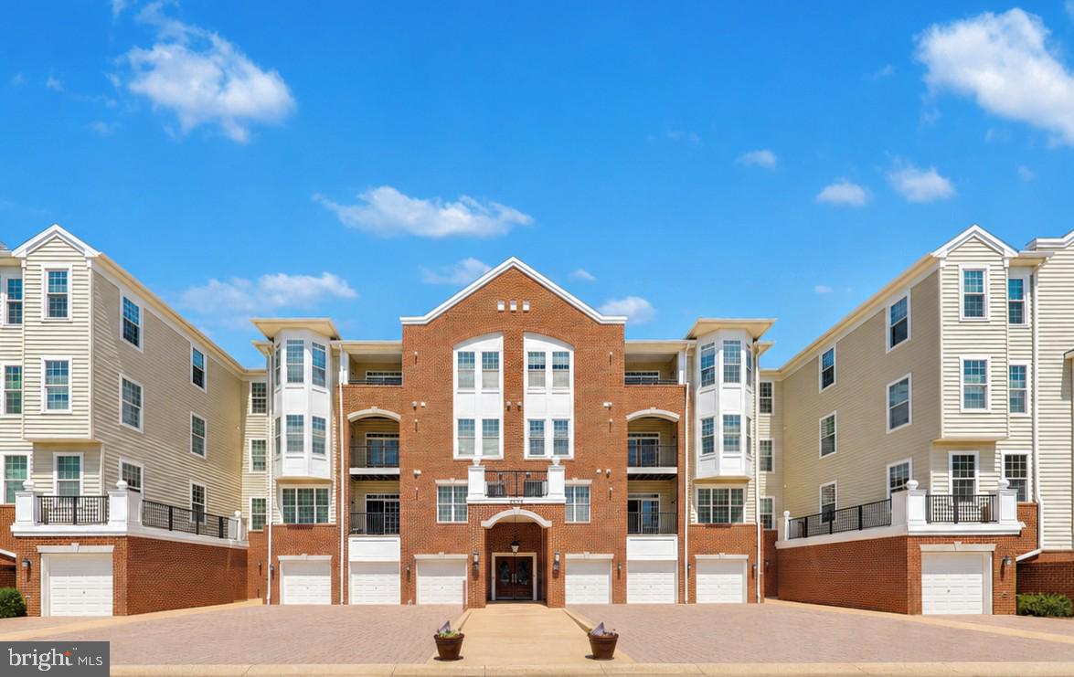 PINEY ORCHARD - Residential