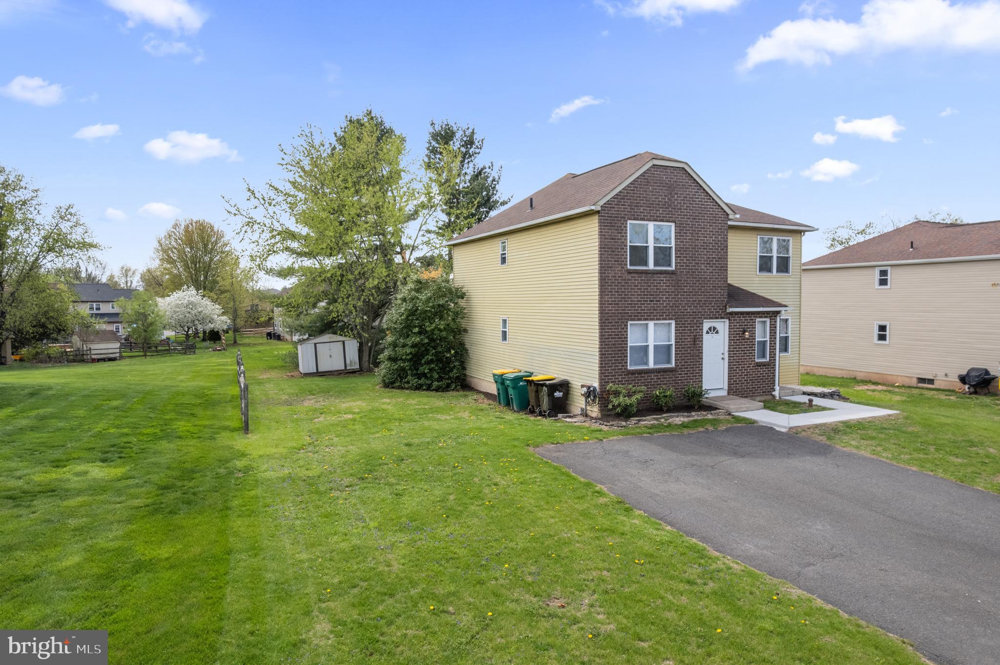 HUNTER CREST - Residential Income
