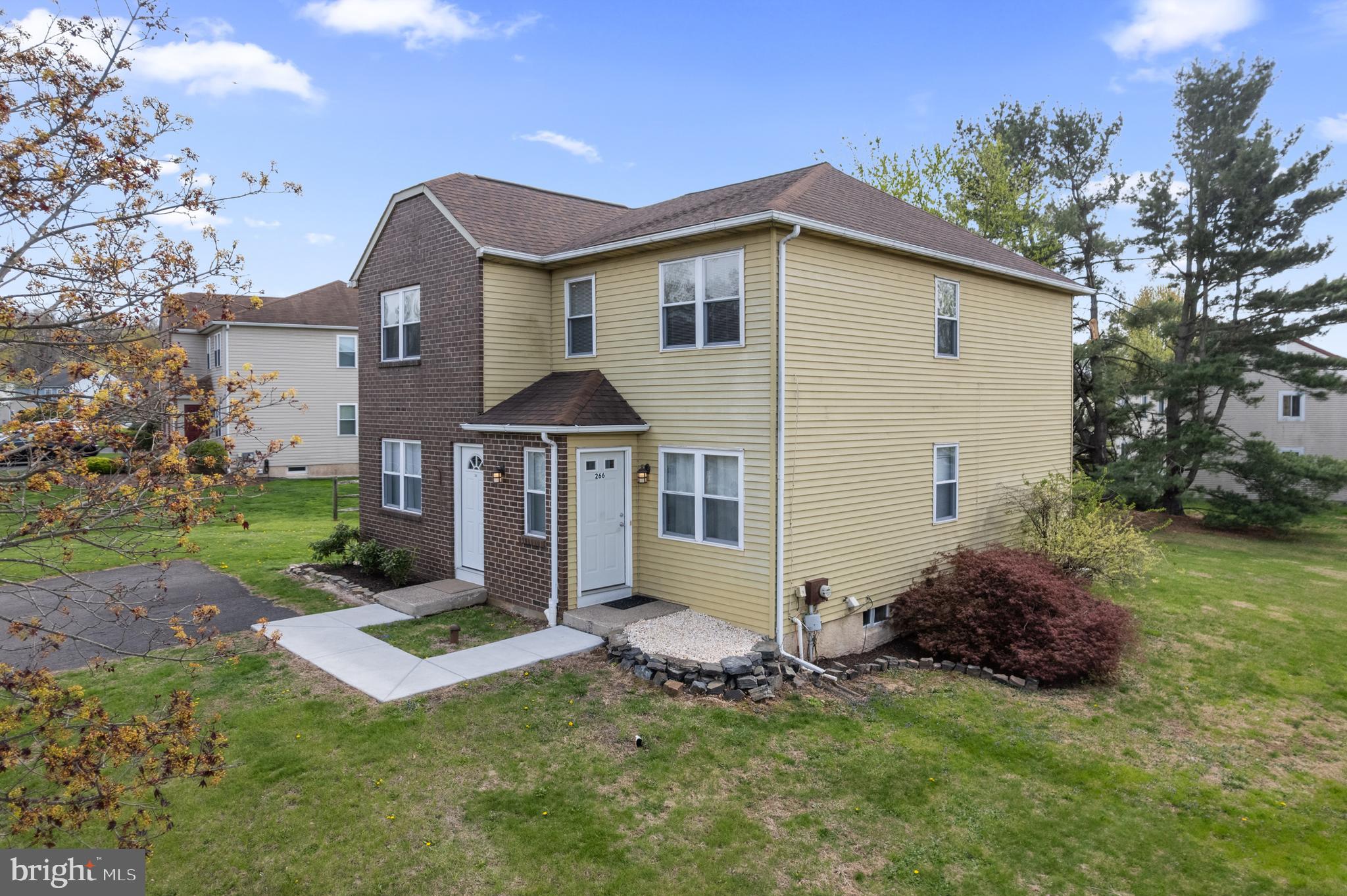 HUNTER CREST - Residential Income