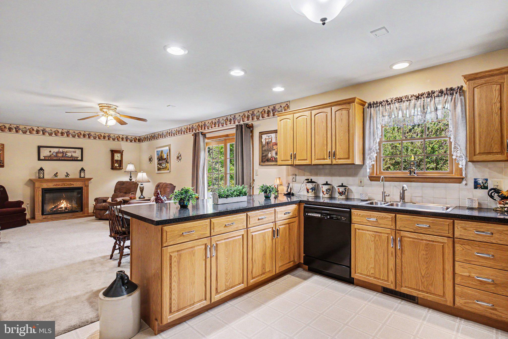 ENCHANTING ACRES - Residential