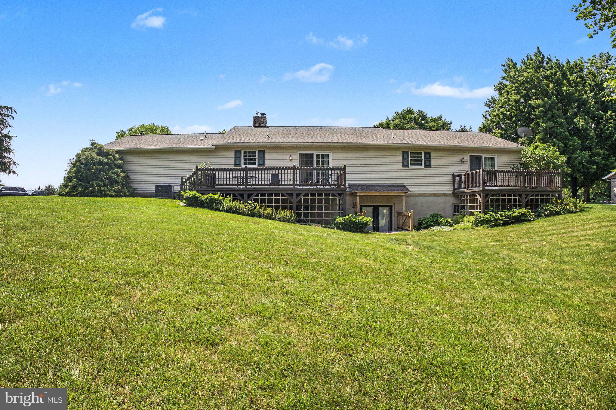 ENCHANTING ACRES - Residential