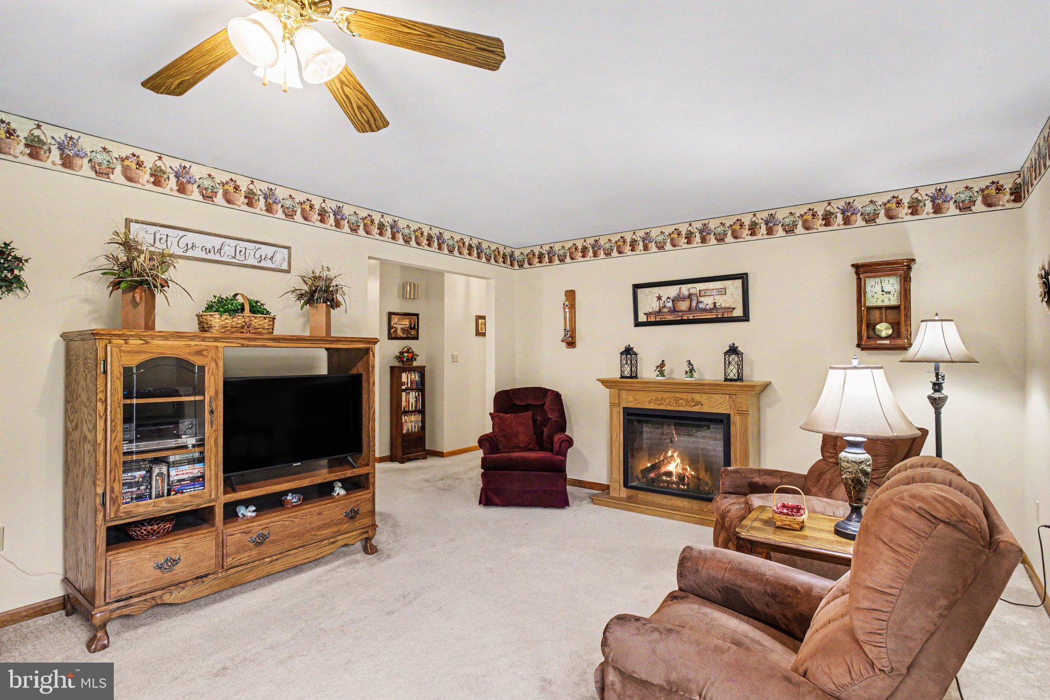 ENCHANTING ACRES - Residential