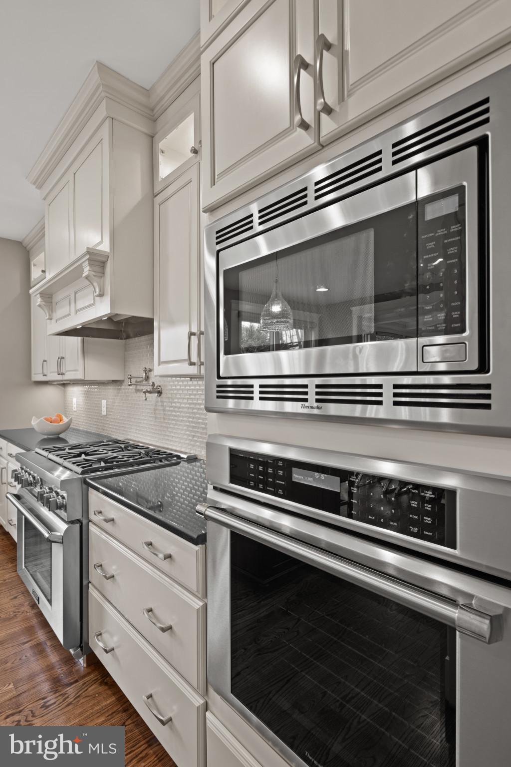 OAKWOOD KNOLLS - Residential