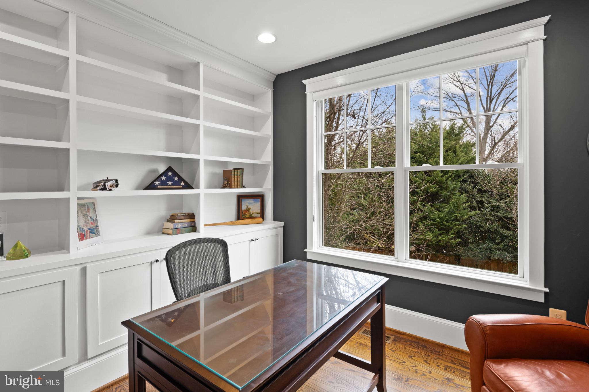 OAKWOOD KNOLLS - Residential