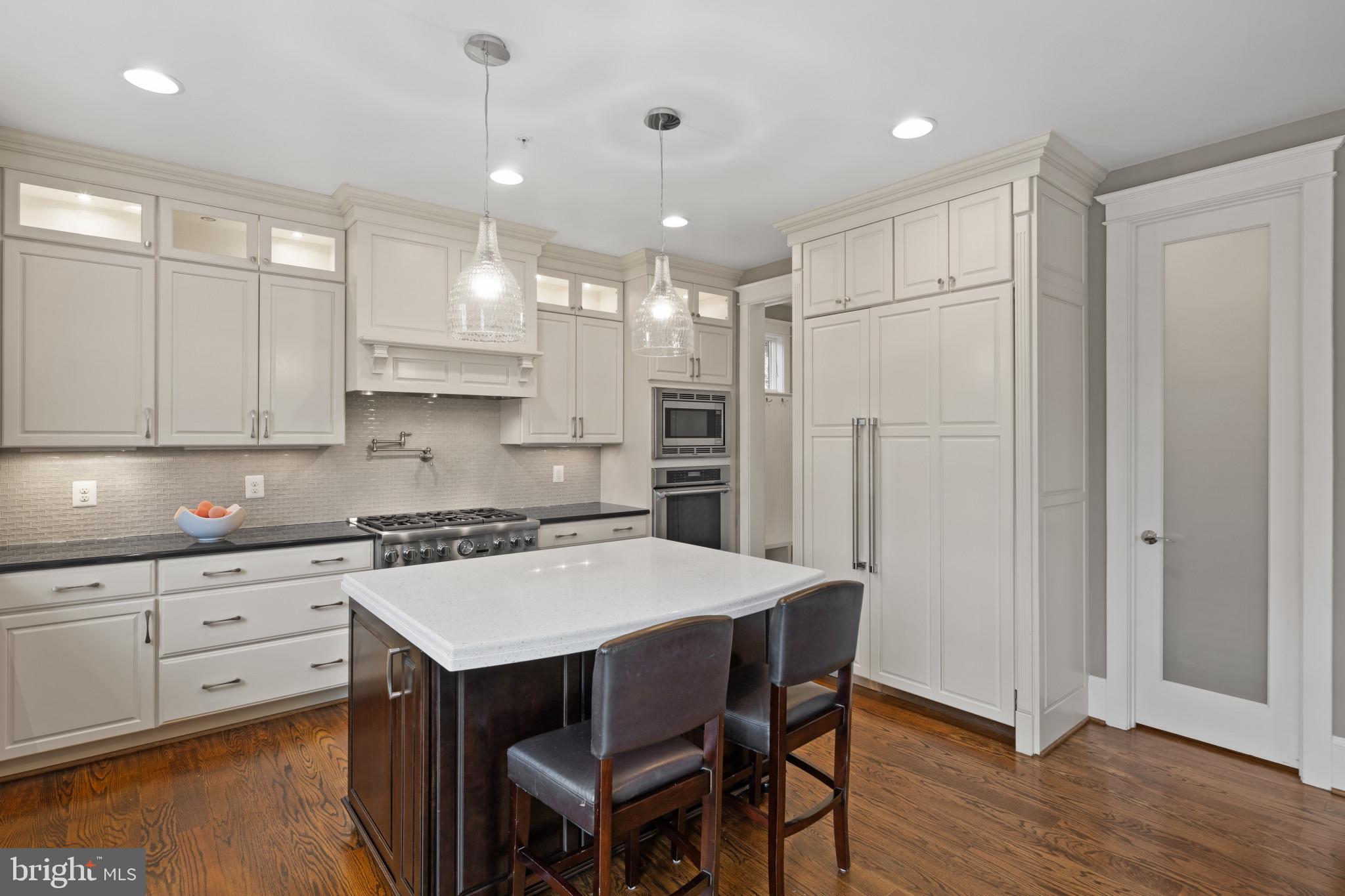 OAKWOOD KNOLLS - Residential