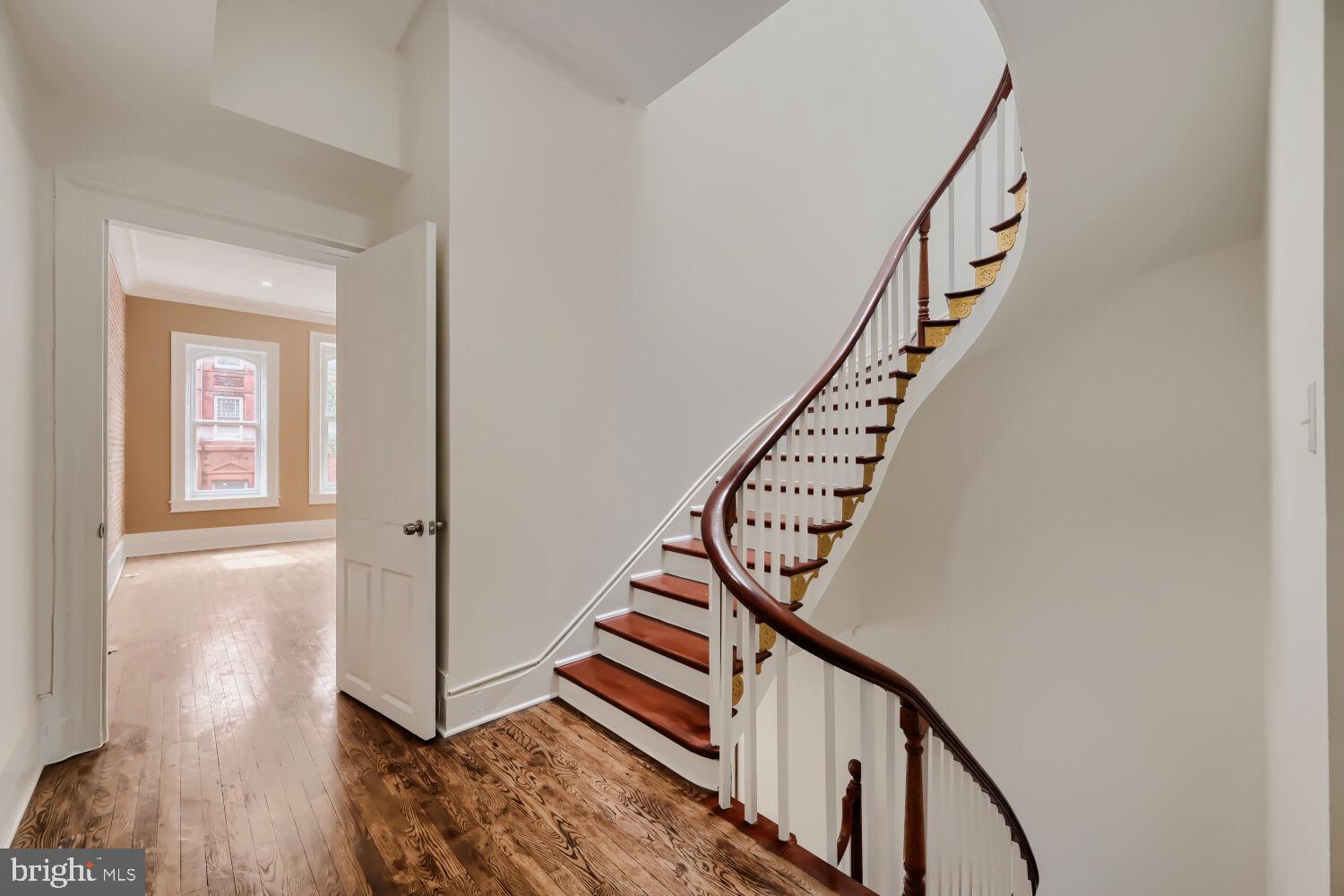 MOUNT VERNON - Residential