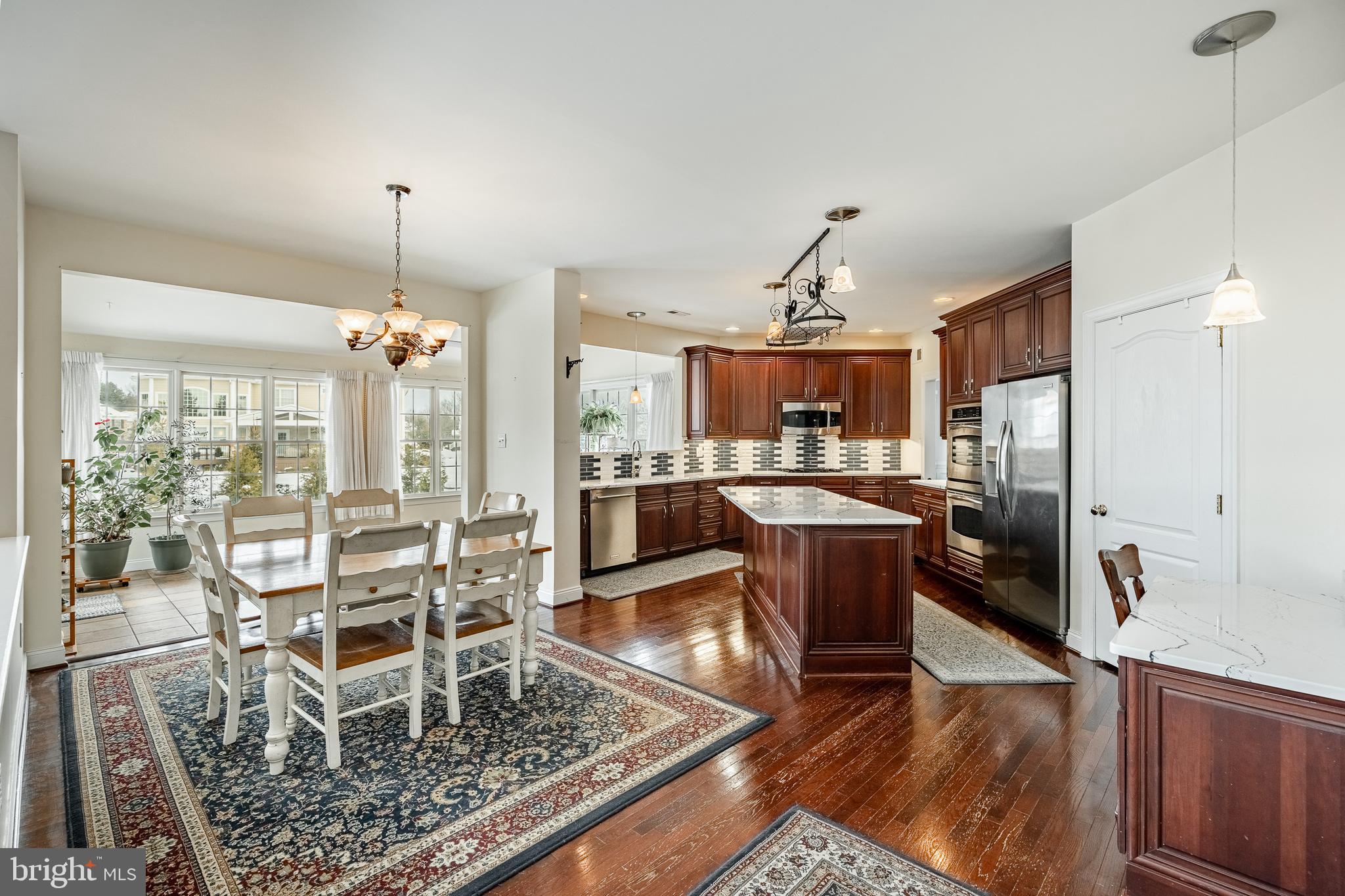 PROVIDENCE CHASE - Residential