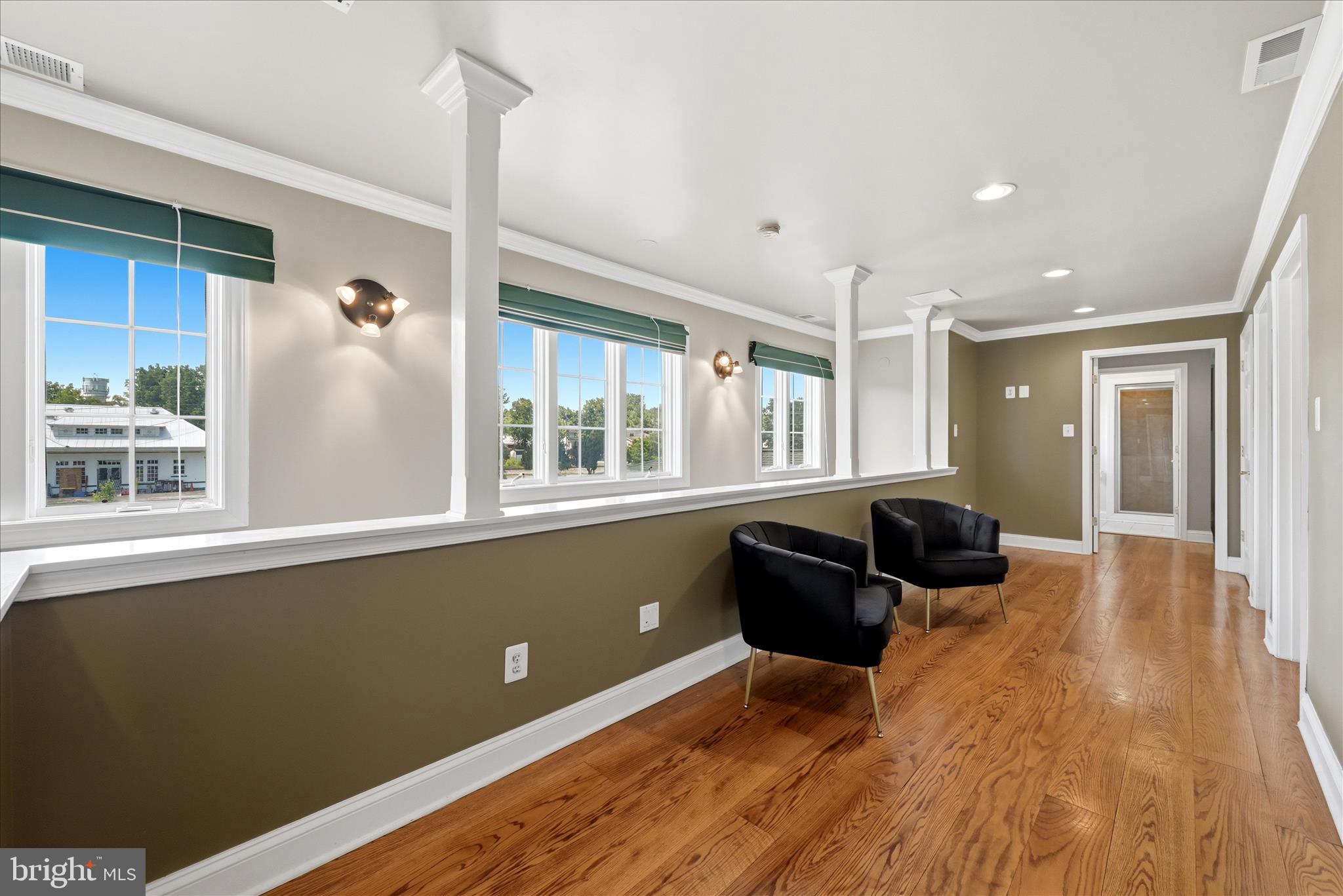 ROYSTON - Residential