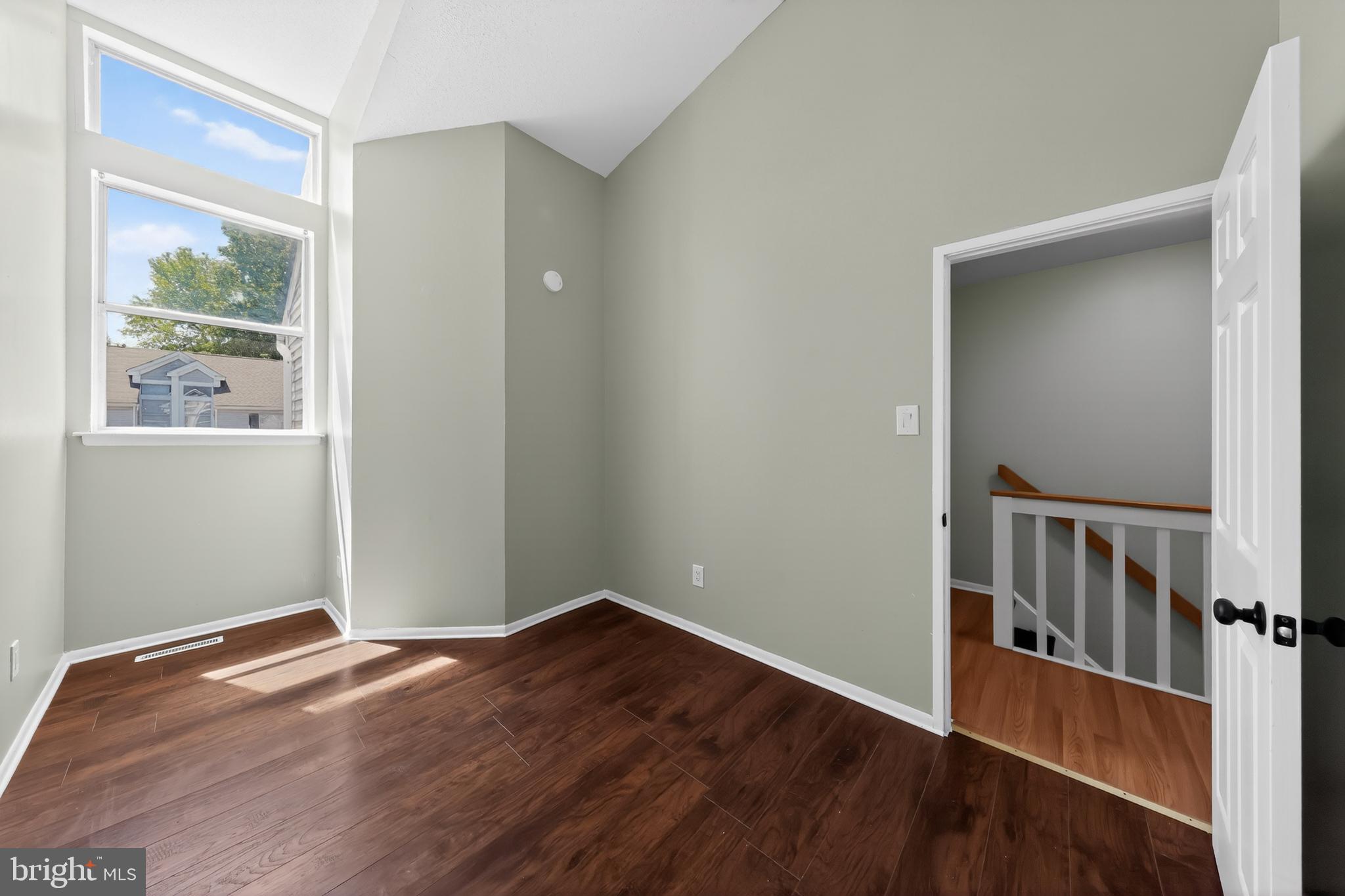 CEDAR POINTE - Residential