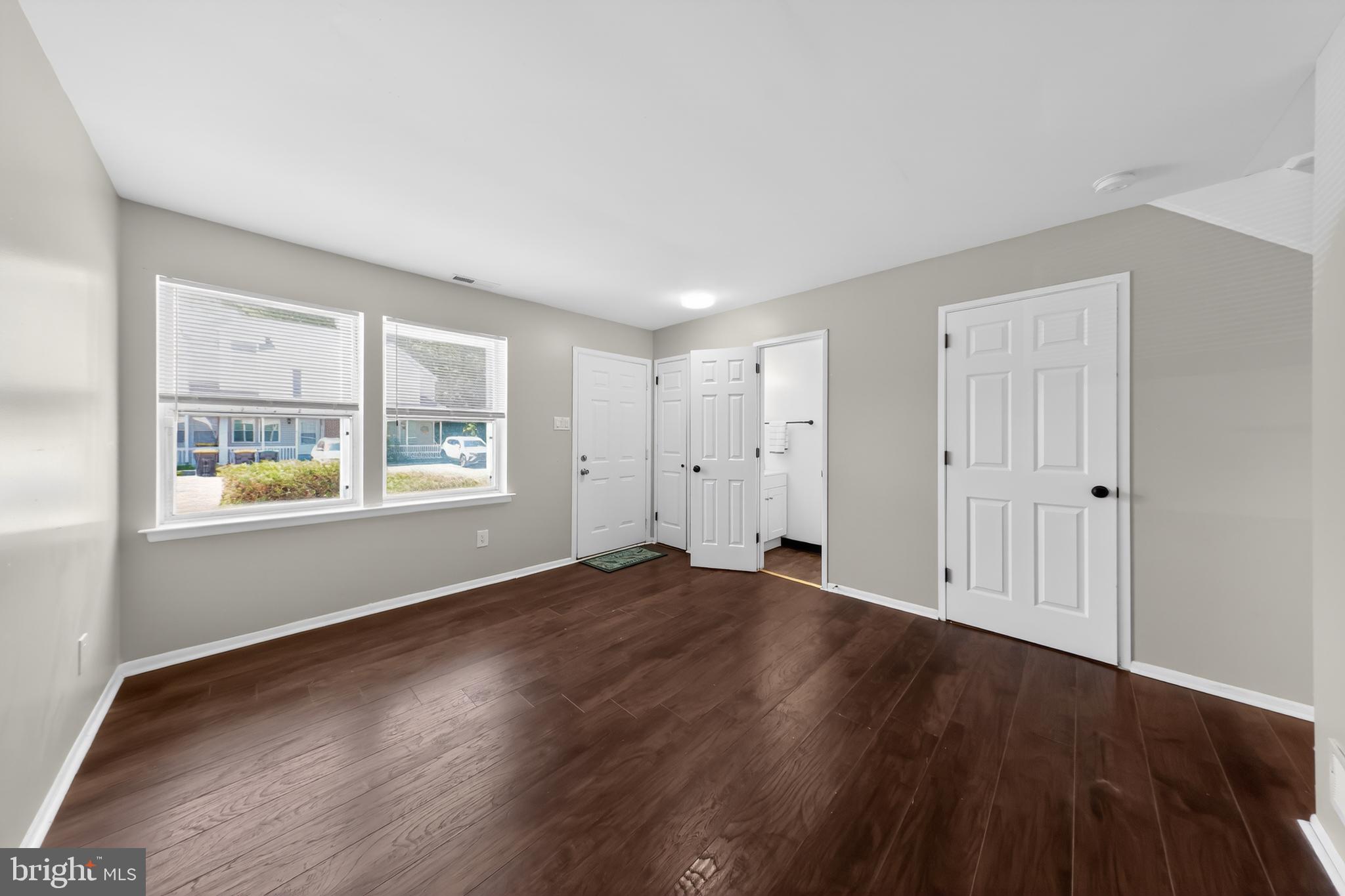 CEDAR POINTE - Residential