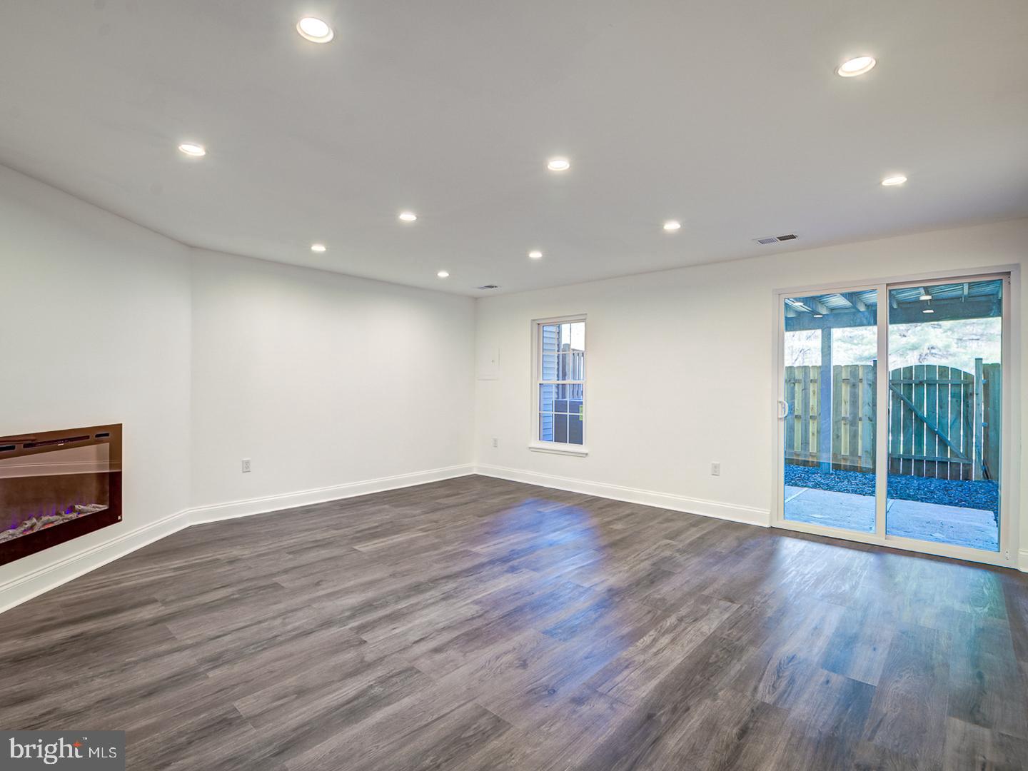 GERMANTOWN VIEW - Residential