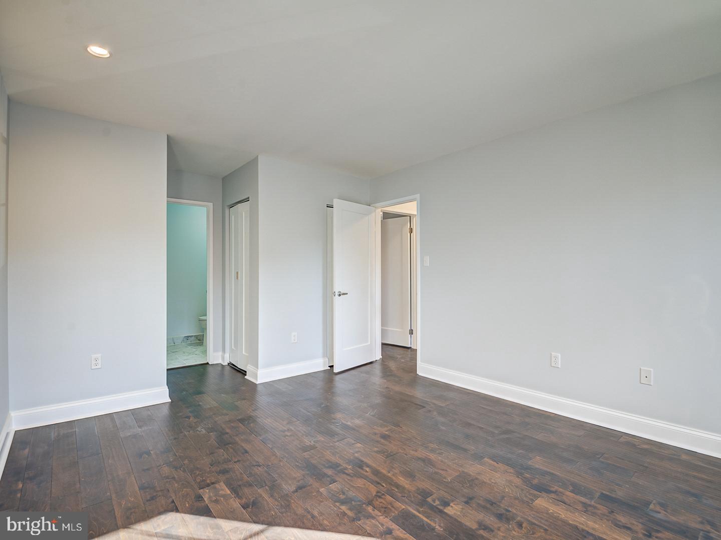 GERMANTOWN VIEW - Residential