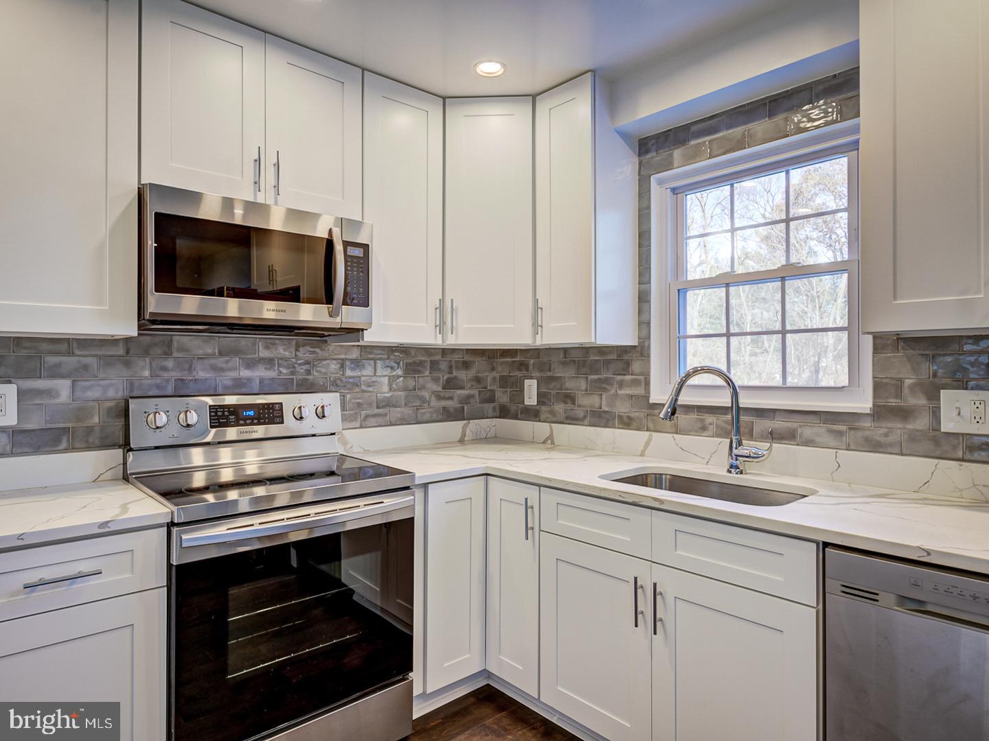 GERMANTOWN VIEW - Residential
