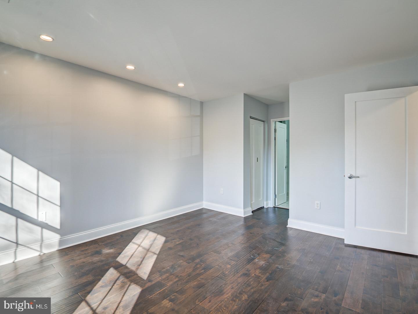 GERMANTOWN VIEW - Residential