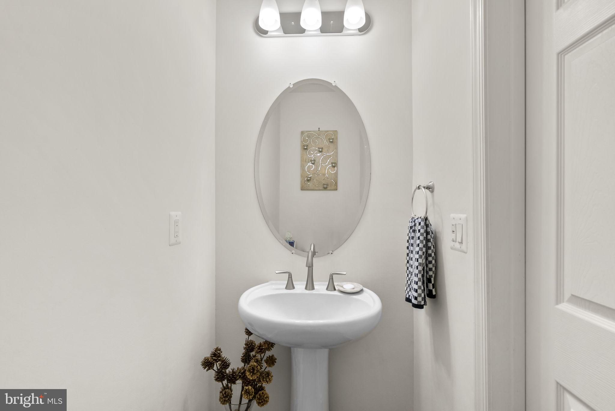 ELKRIDGE CROSSING - Residential