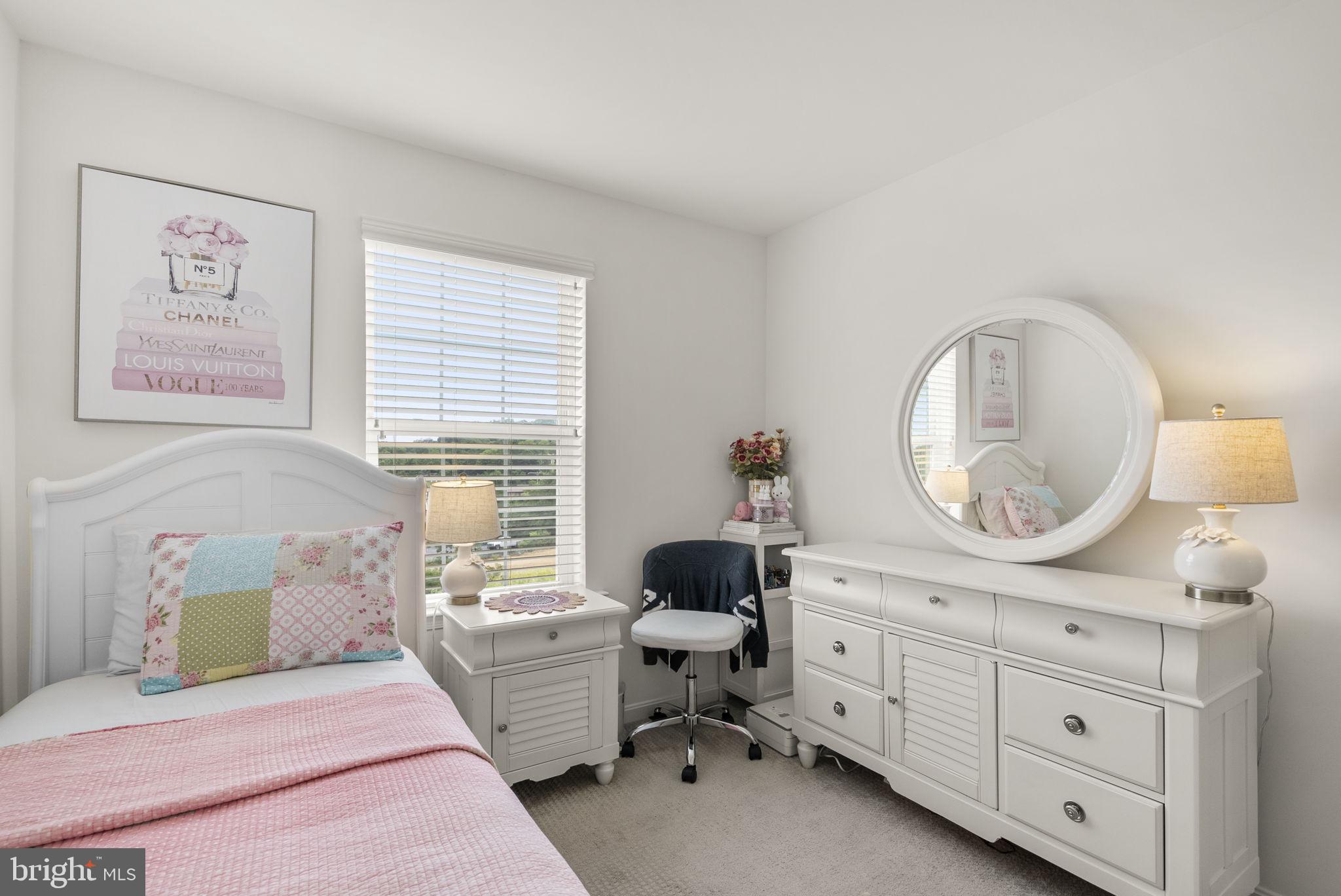 ELKRIDGE CROSSING - Residential