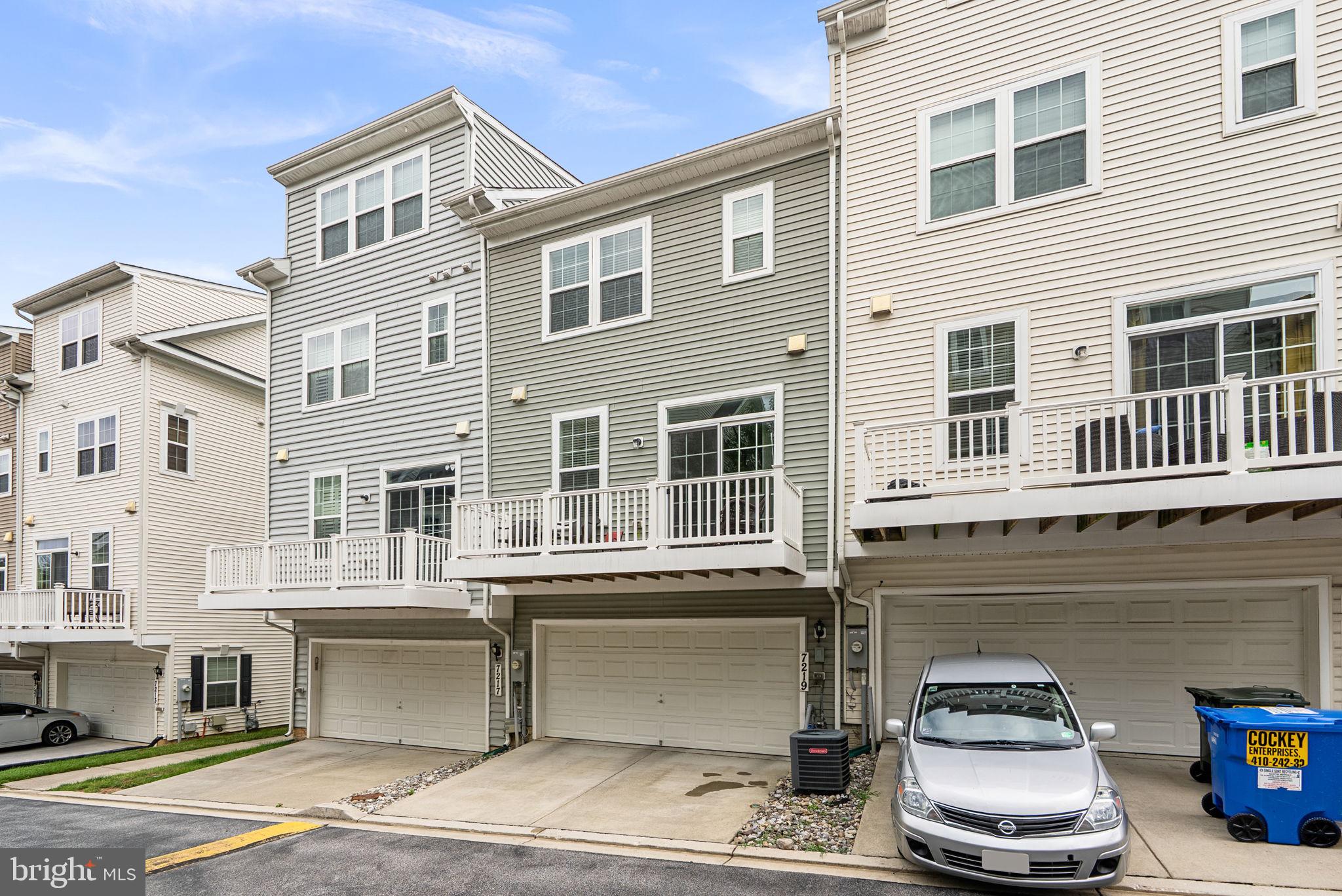 ELKRIDGE CROSSING - Residential