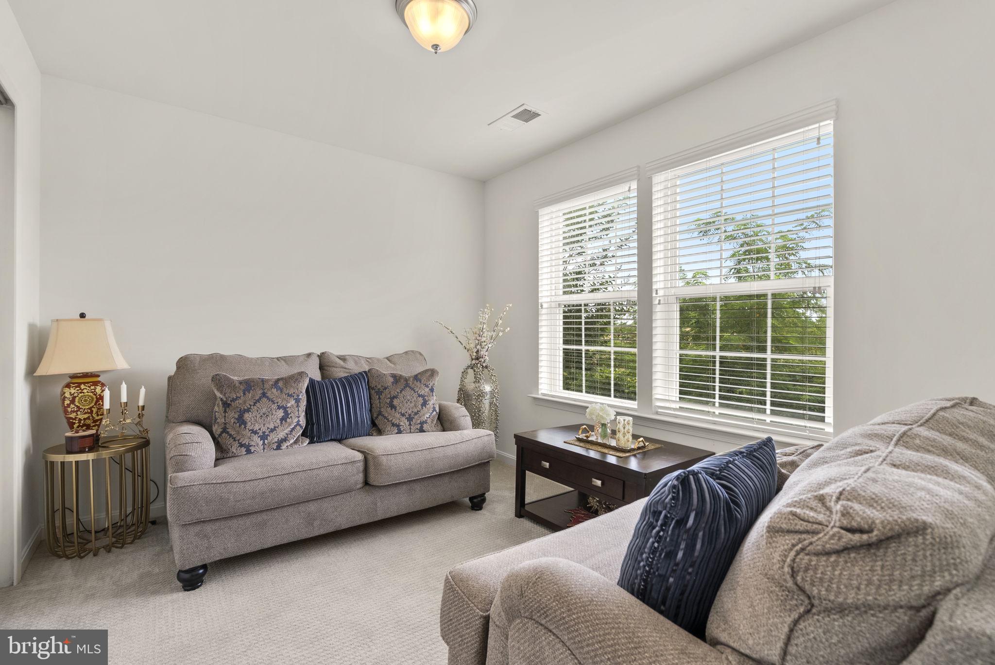 ELKRIDGE CROSSING - Residential