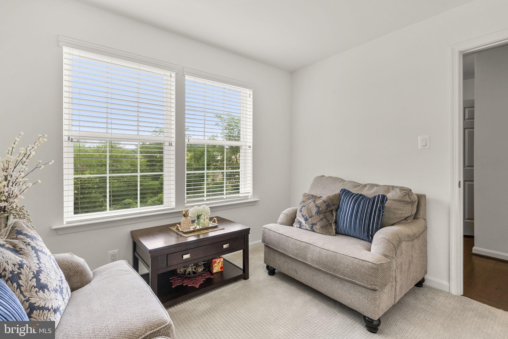 ELKRIDGE CROSSING - Residential