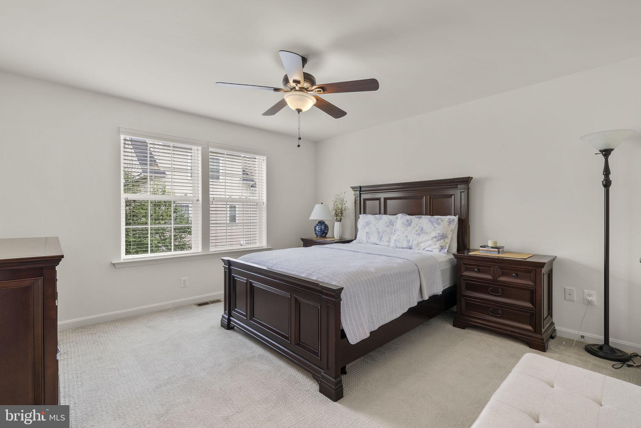 ELKRIDGE CROSSING - Residential