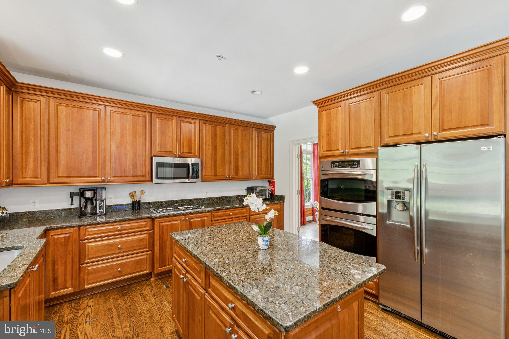 ALTA VISTA GARDENS - Residential