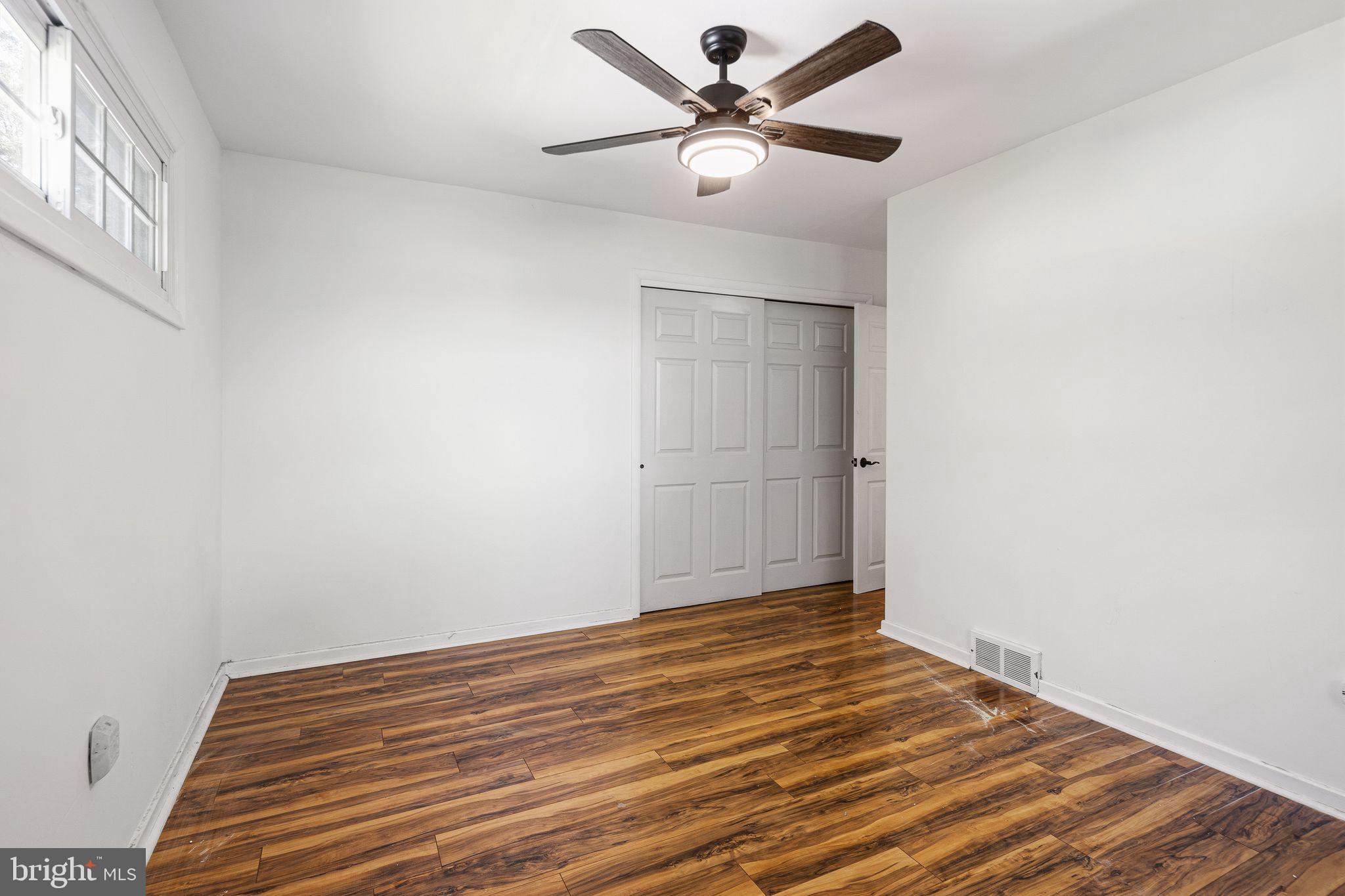 HORSHAM MEADOWS - Residential