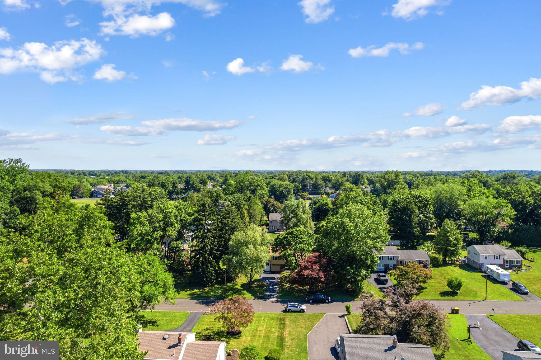 HORSHAM MEADOWS - Residential