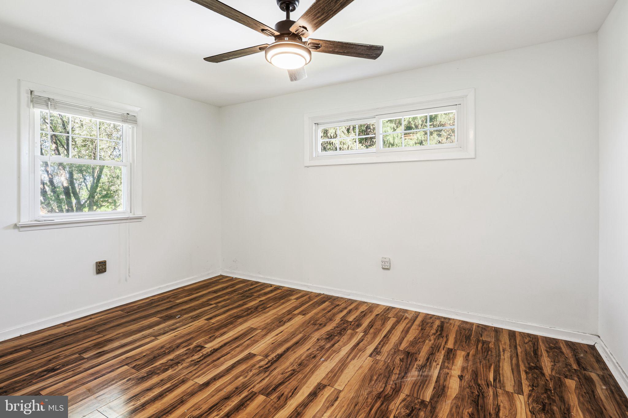 HORSHAM MEADOWS - Residential