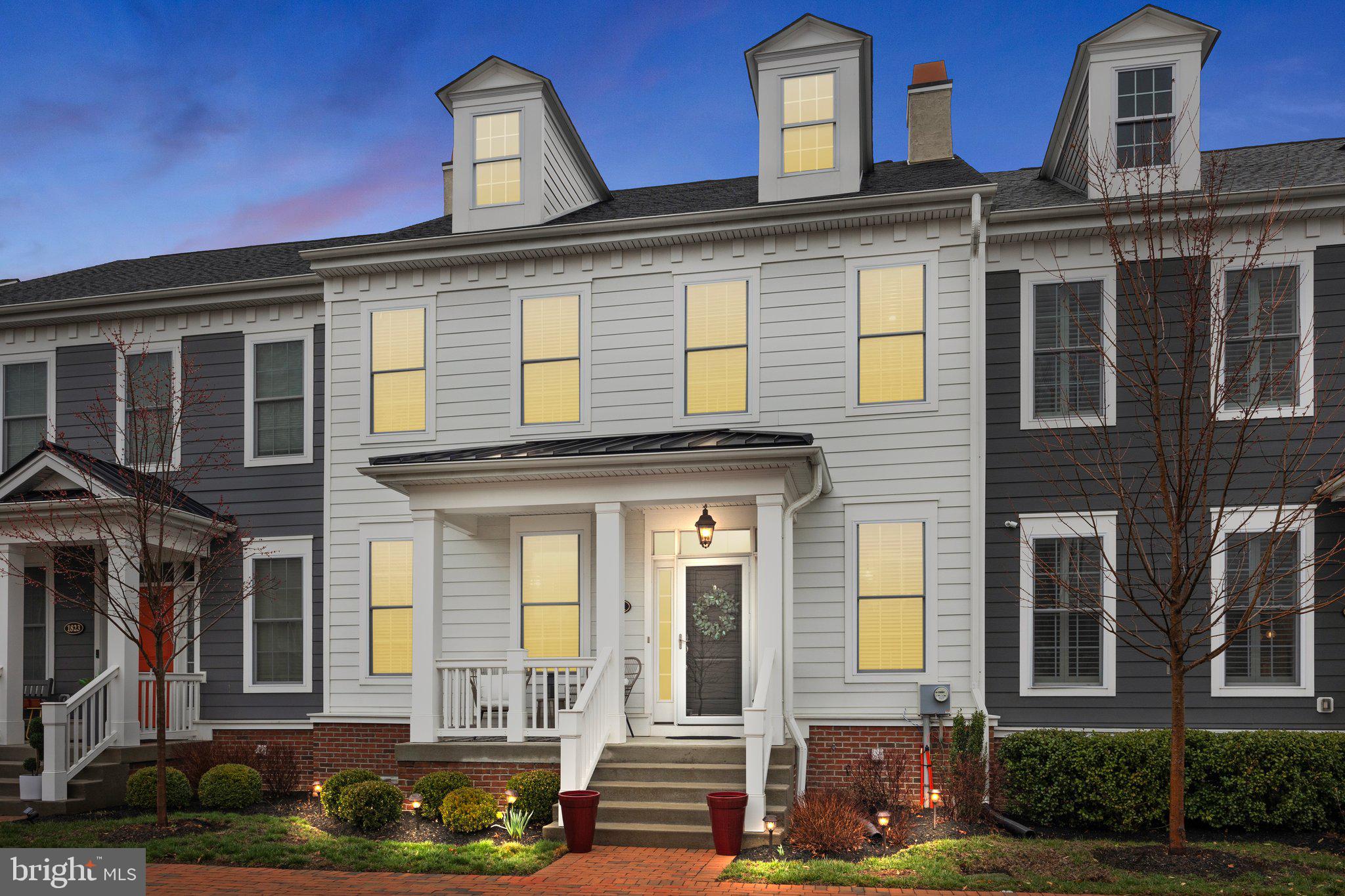 FLOWERS FIELD - Residential