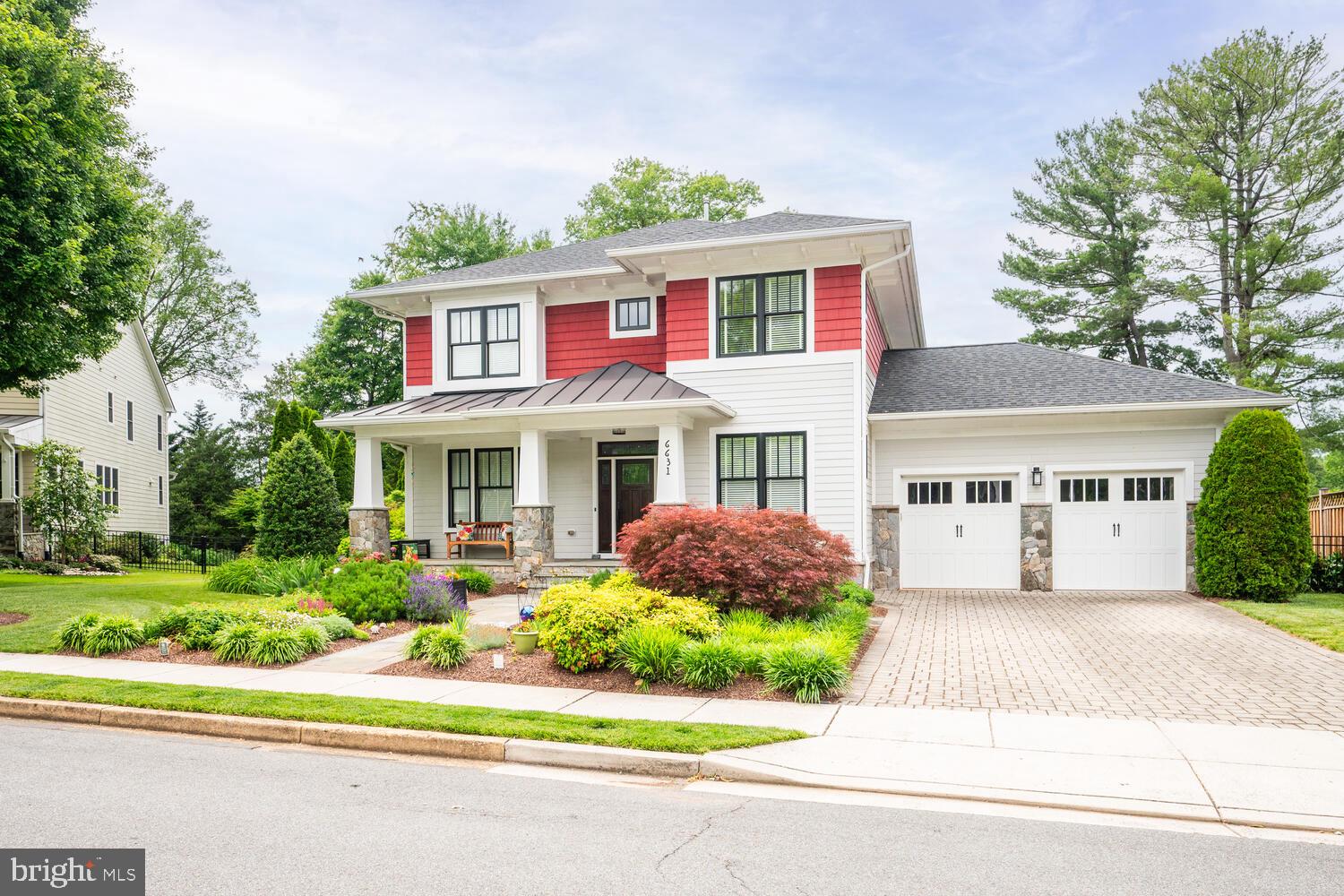 BERKSHIRE OAKWOOD - Residential