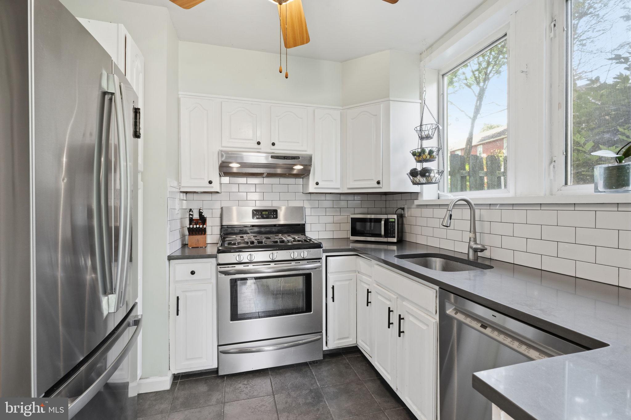 ELKINS PARK - Residential