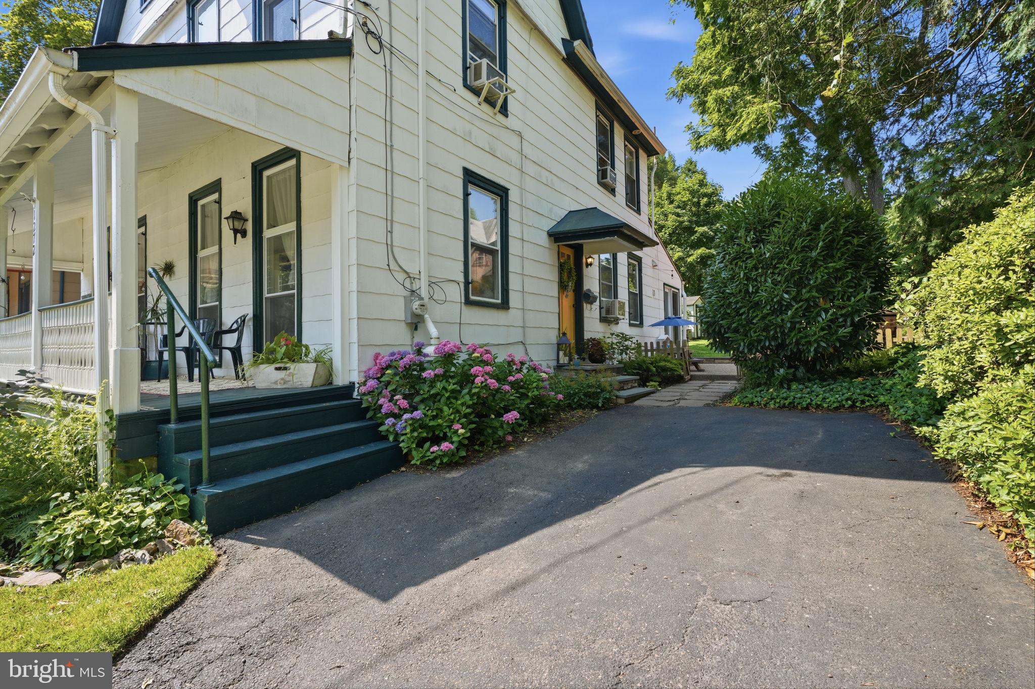 ELKINS PARK - Residential