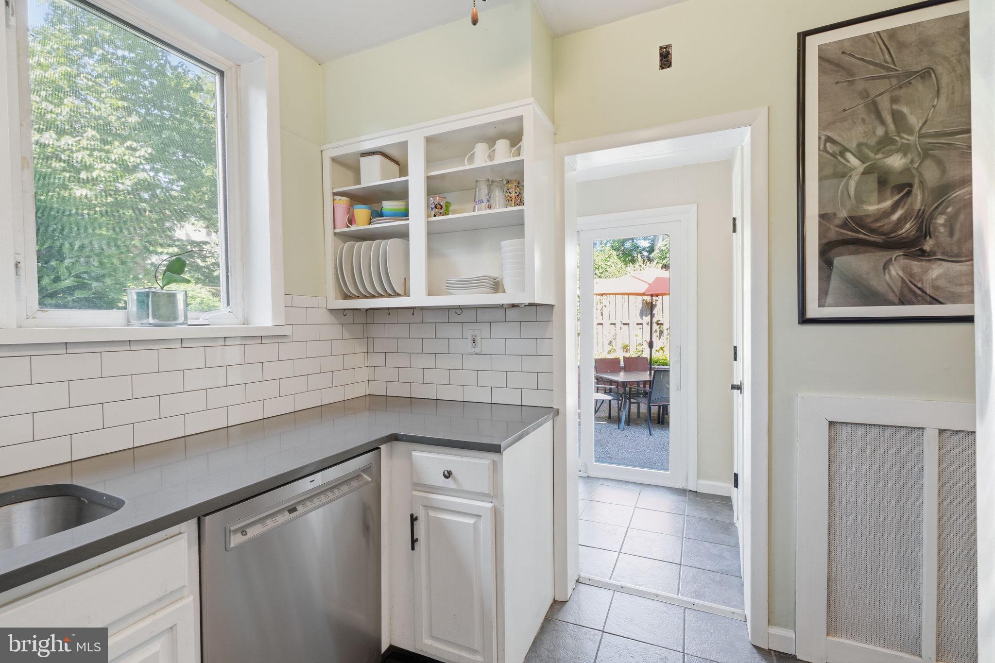 ELKINS PARK - Residential