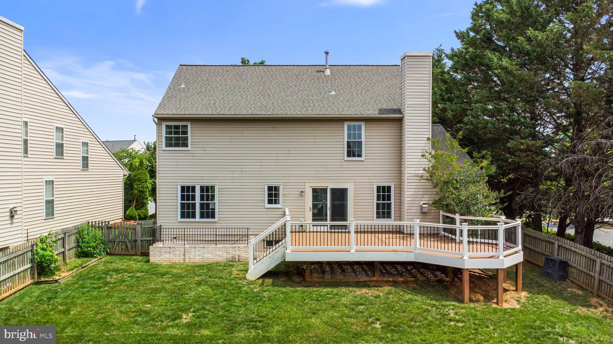 KINGSVIEW VILLAGE - Residential