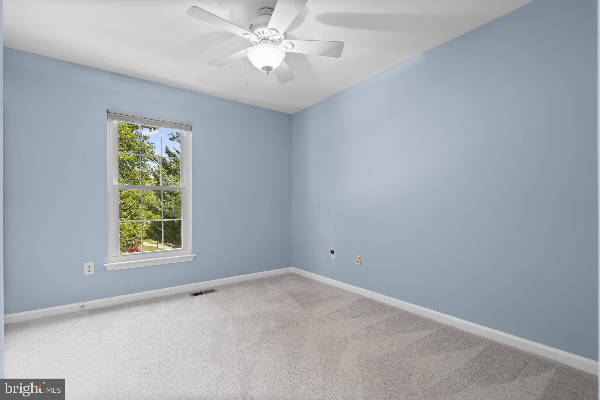 KINGSVIEW VILLAGE - Residential