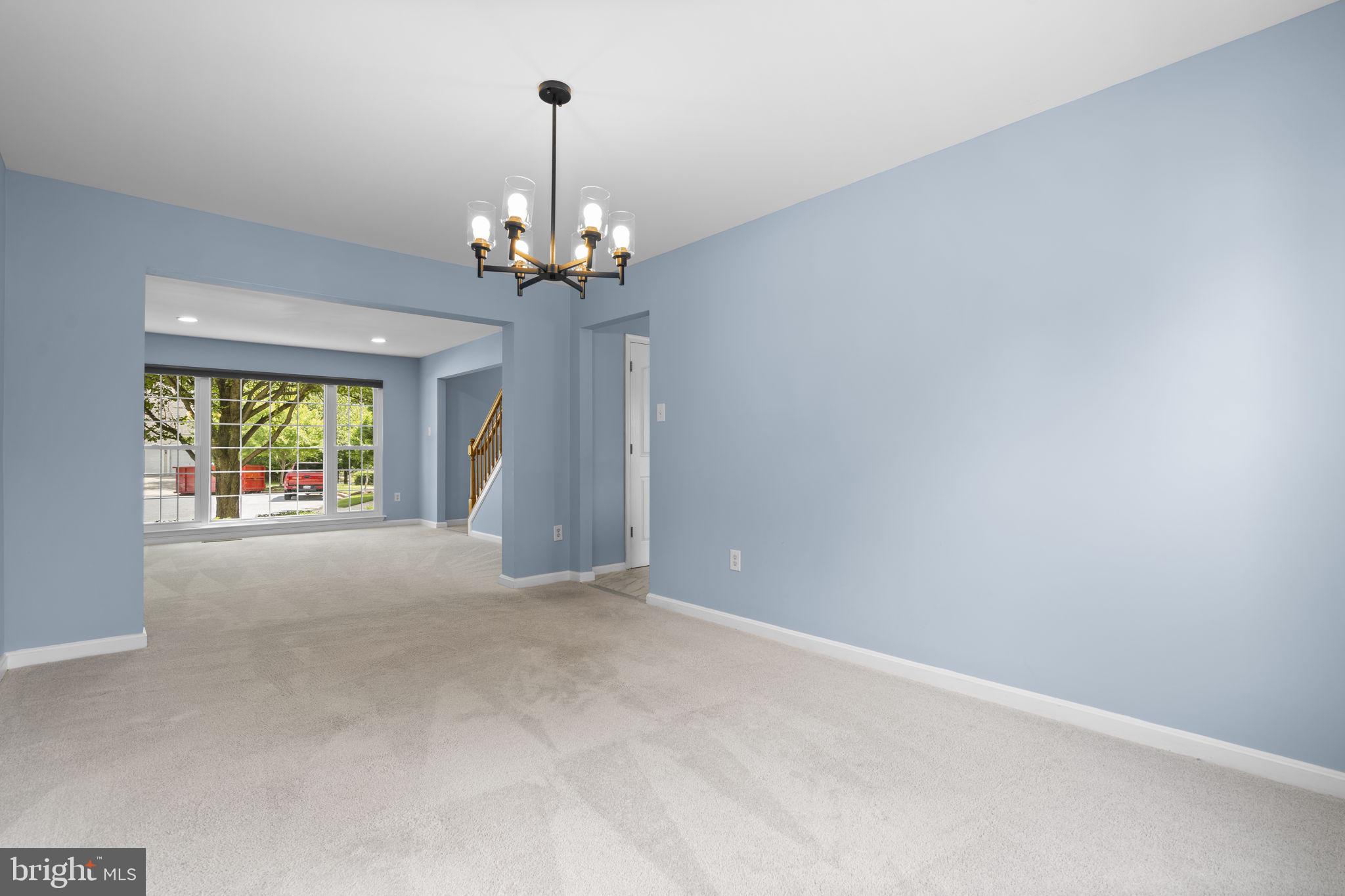 KINGSVIEW VILLAGE - Residential