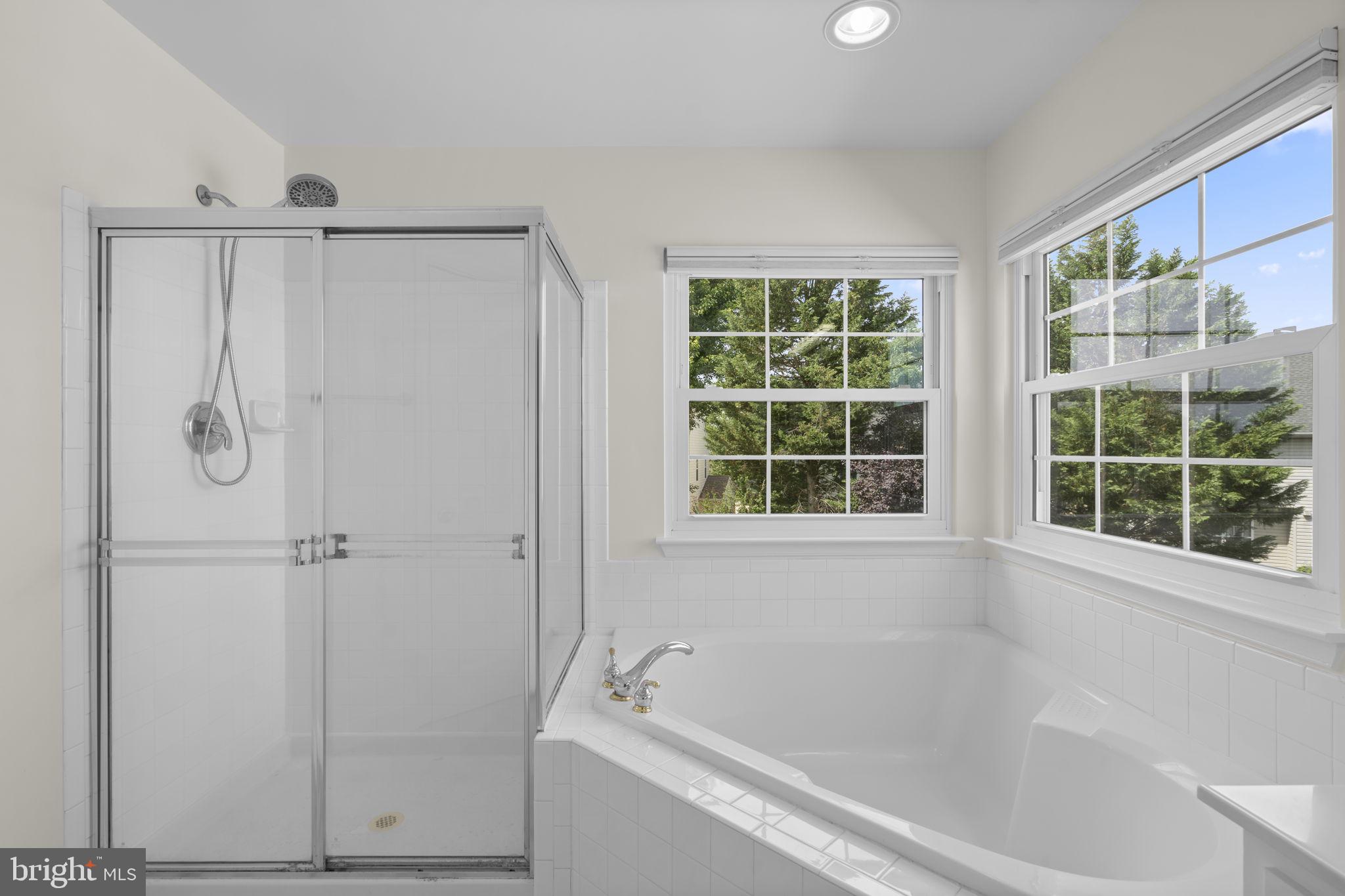 KINGSVIEW VILLAGE - Residential