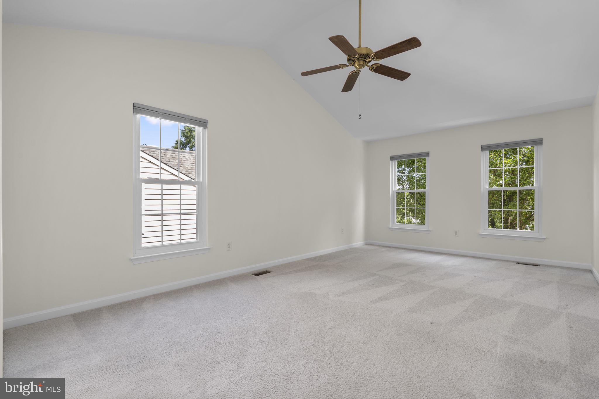 KINGSVIEW VILLAGE - Residential