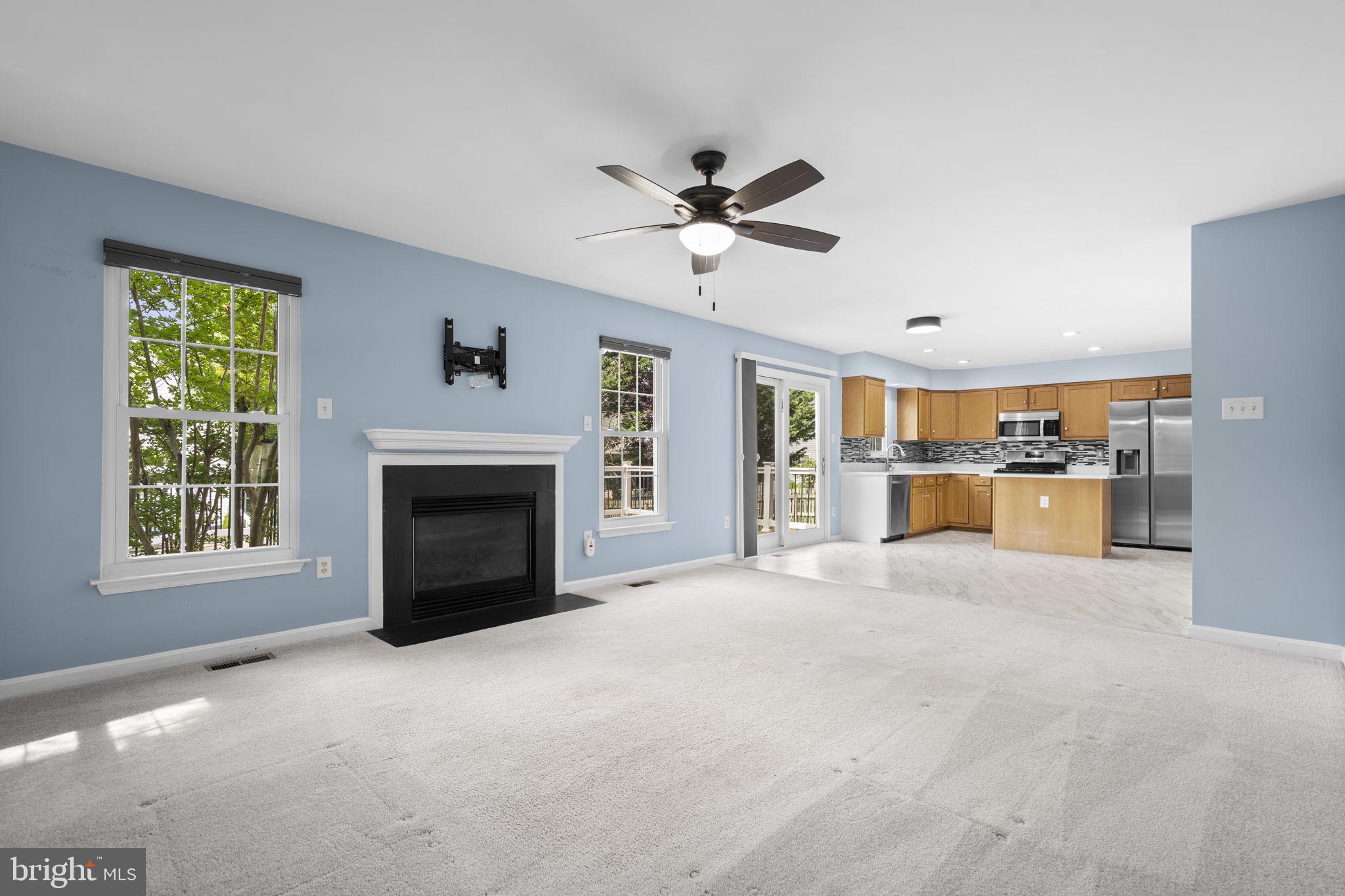 KINGSVIEW VILLAGE - Residential