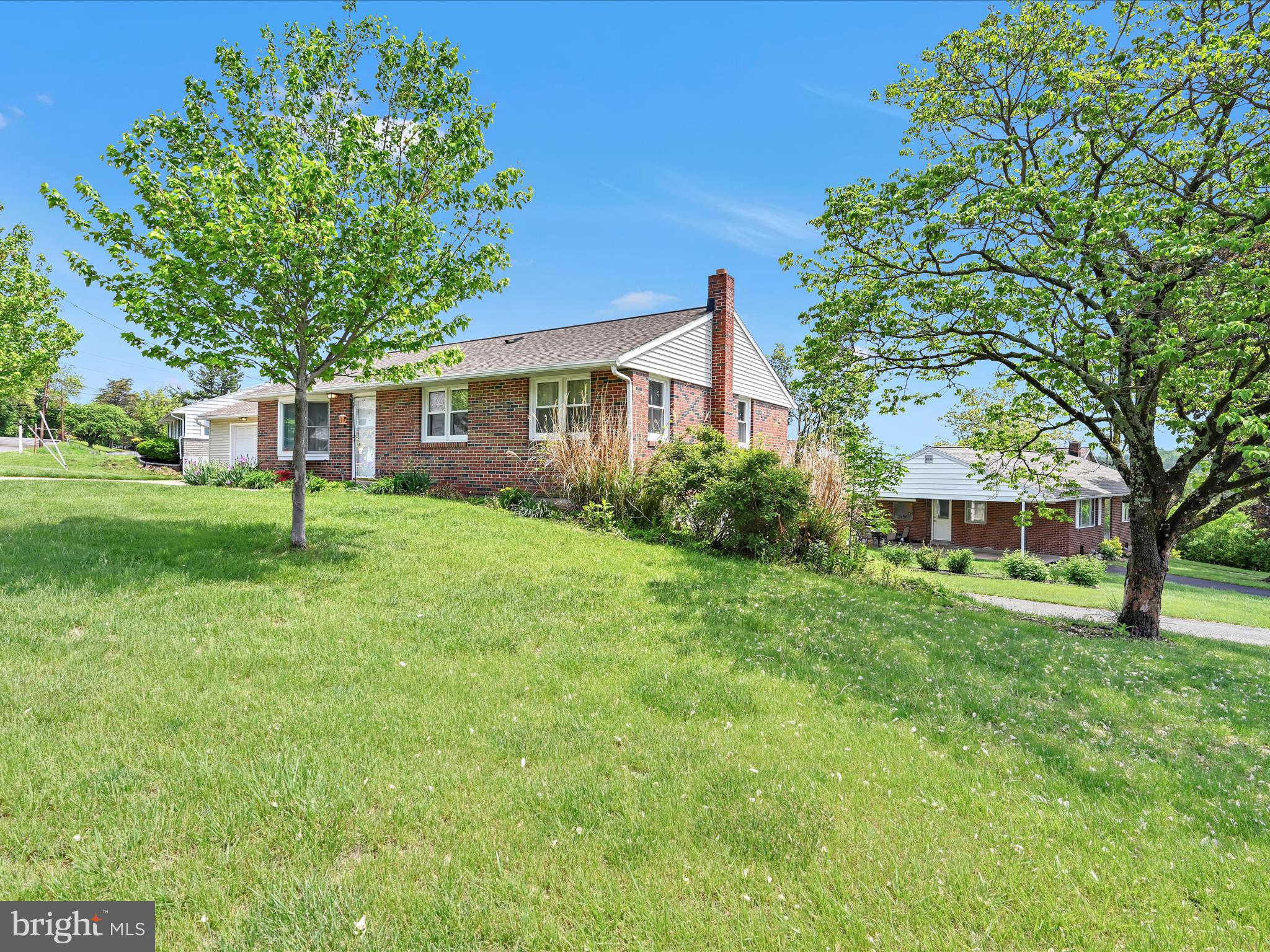 RAMBLEWOOD WS - Residential