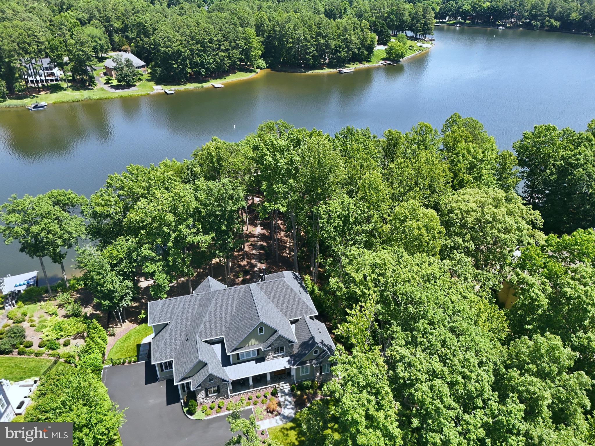 FAWN LAKE - Residential