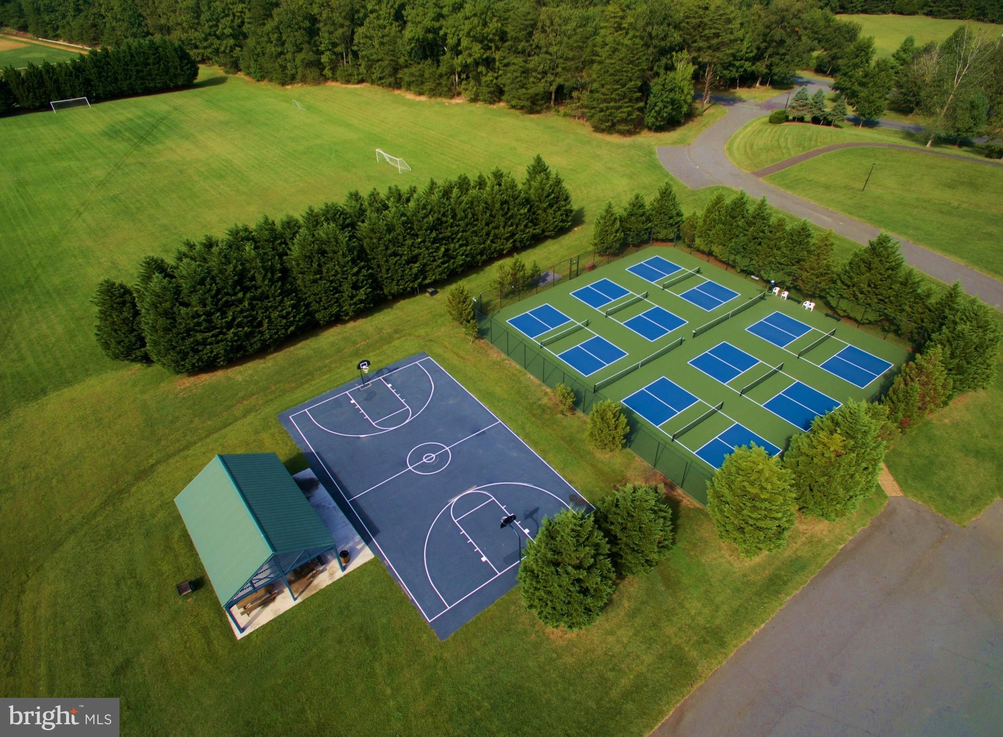 FAWN LAKE - Residential