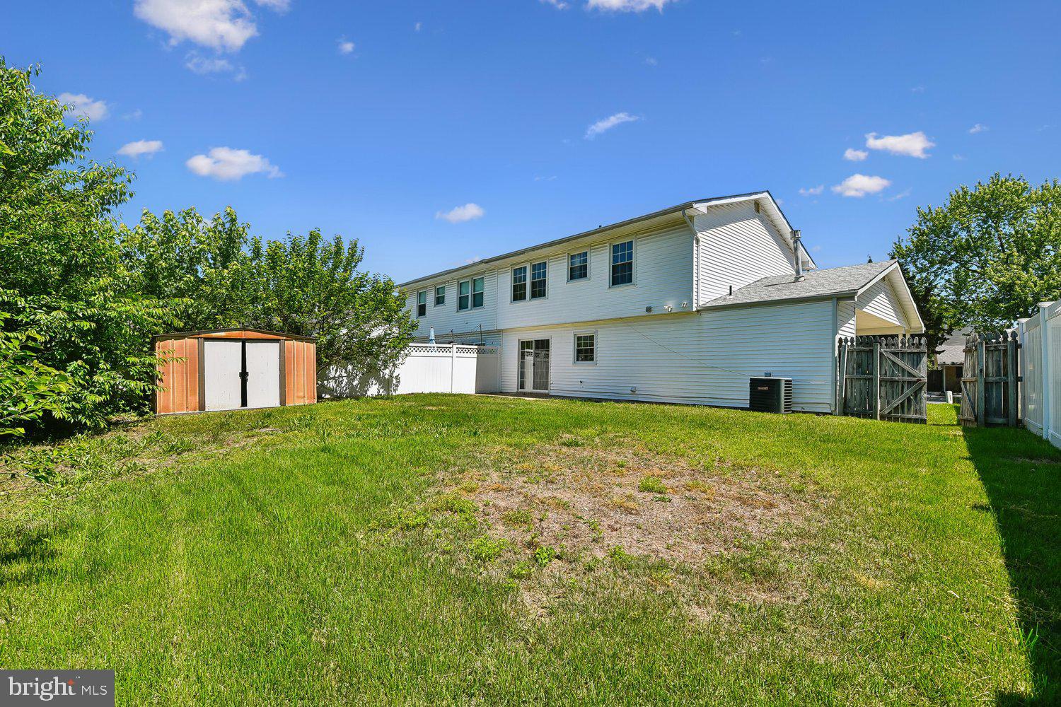 MAPLE RIDGE - Residential