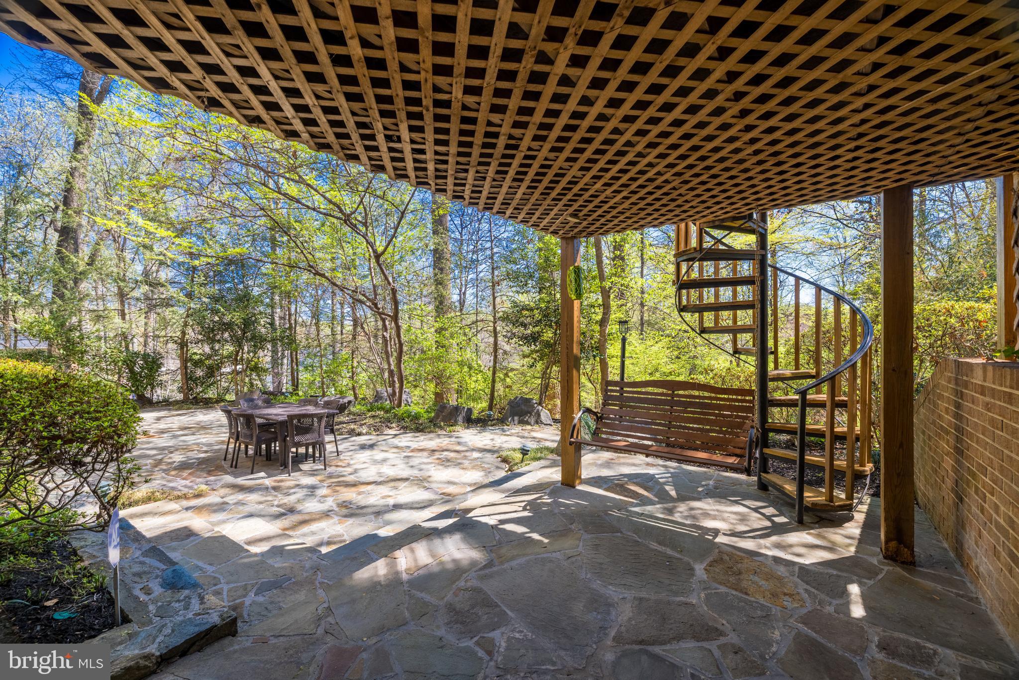 SCOTTS RUN - Residential