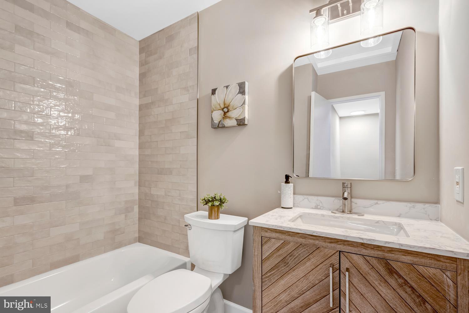 BONIFANT WOODS - Residential