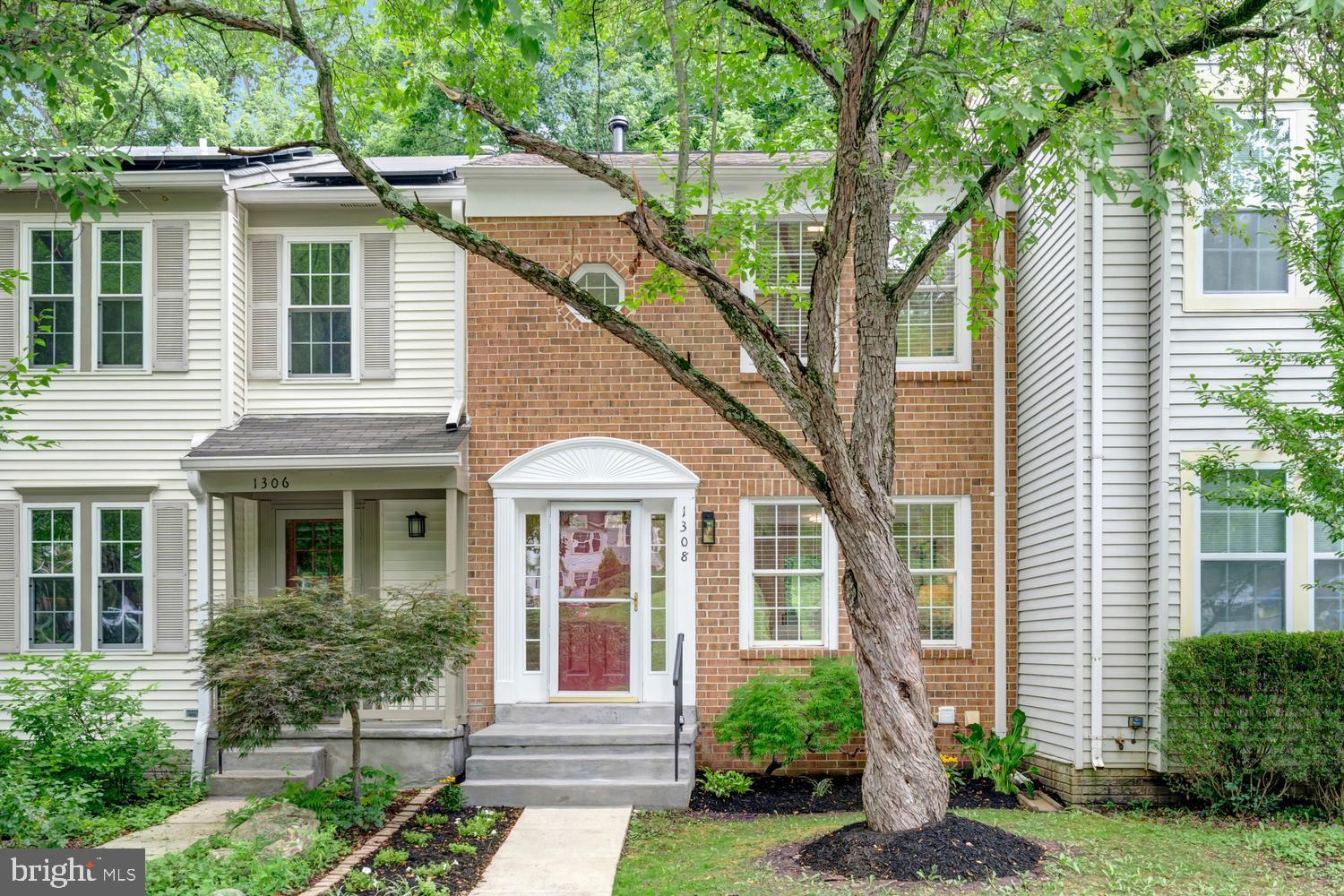 BONIFANT WOODS - Residential
