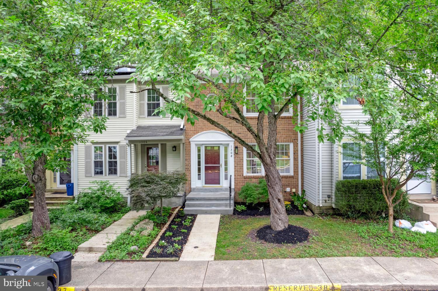 BONIFANT WOODS - Residential